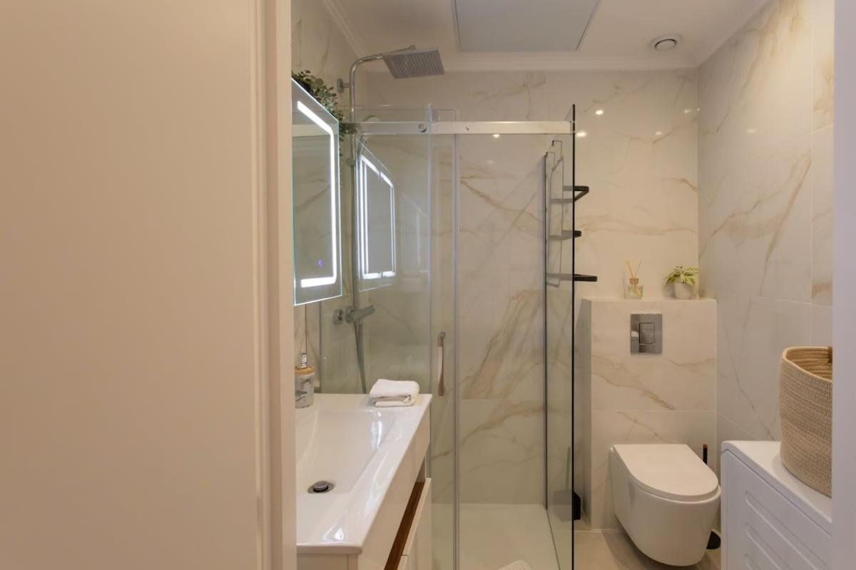 L9 Staywiz Us - 2bdr Marechal, 5 Min Sea10 Min Old Town Parking Ac * Nice