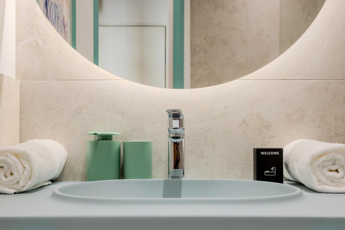 Apartment Pop Art Au Centre De Et Proche De La Nice