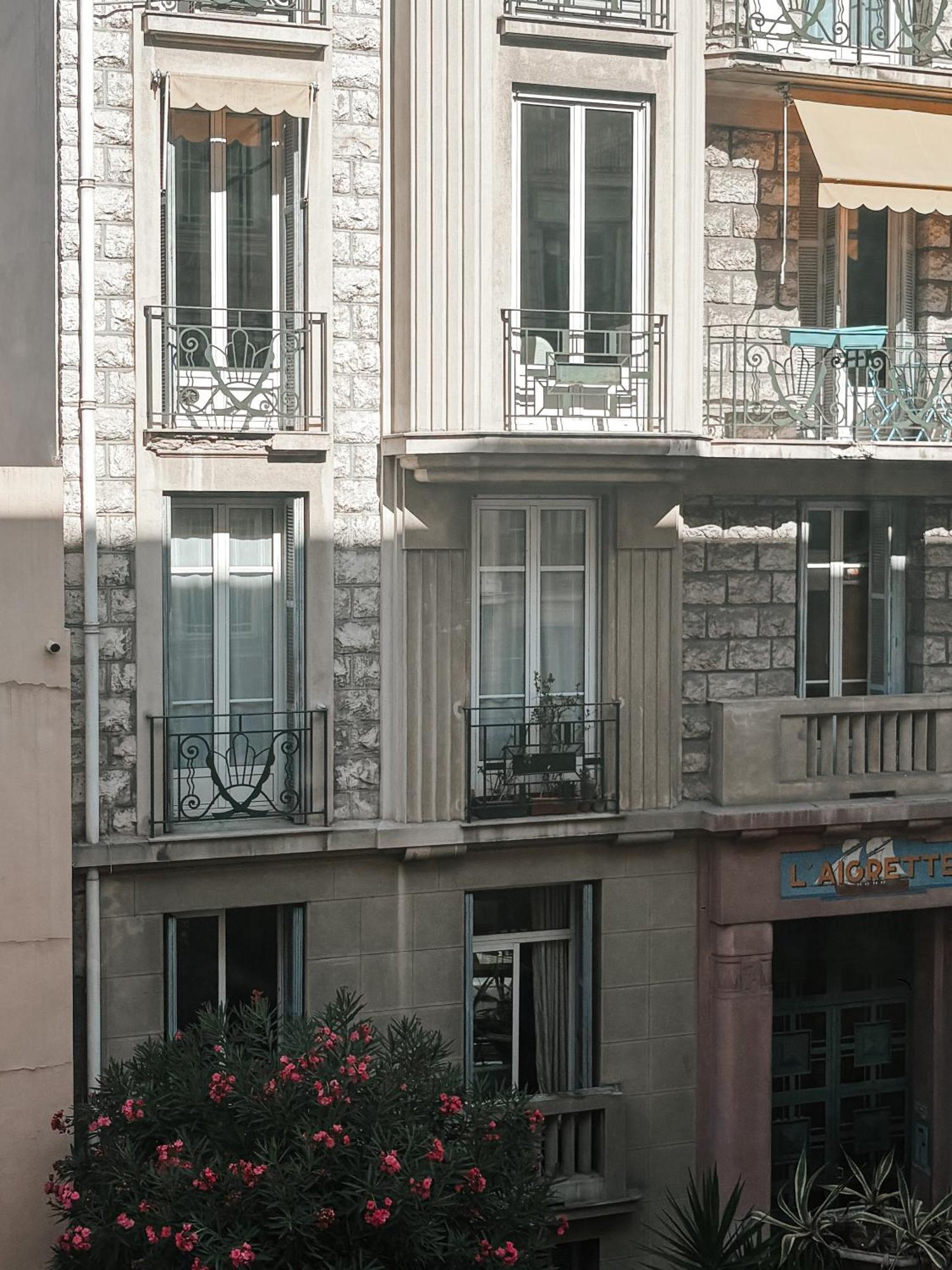Appartement Center - Spacious Luxury With Air Conditioning *