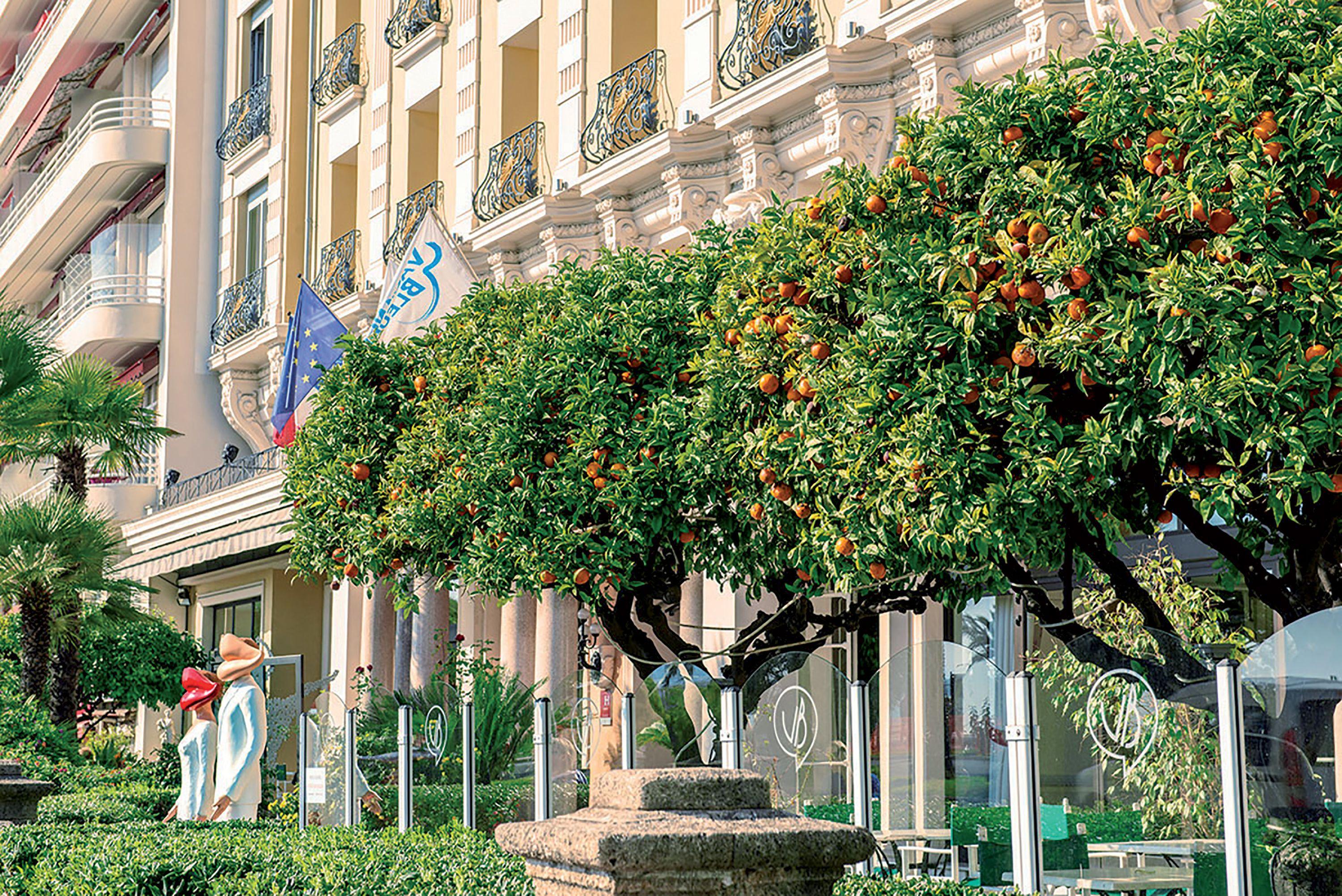 Le Royal Promenade Des