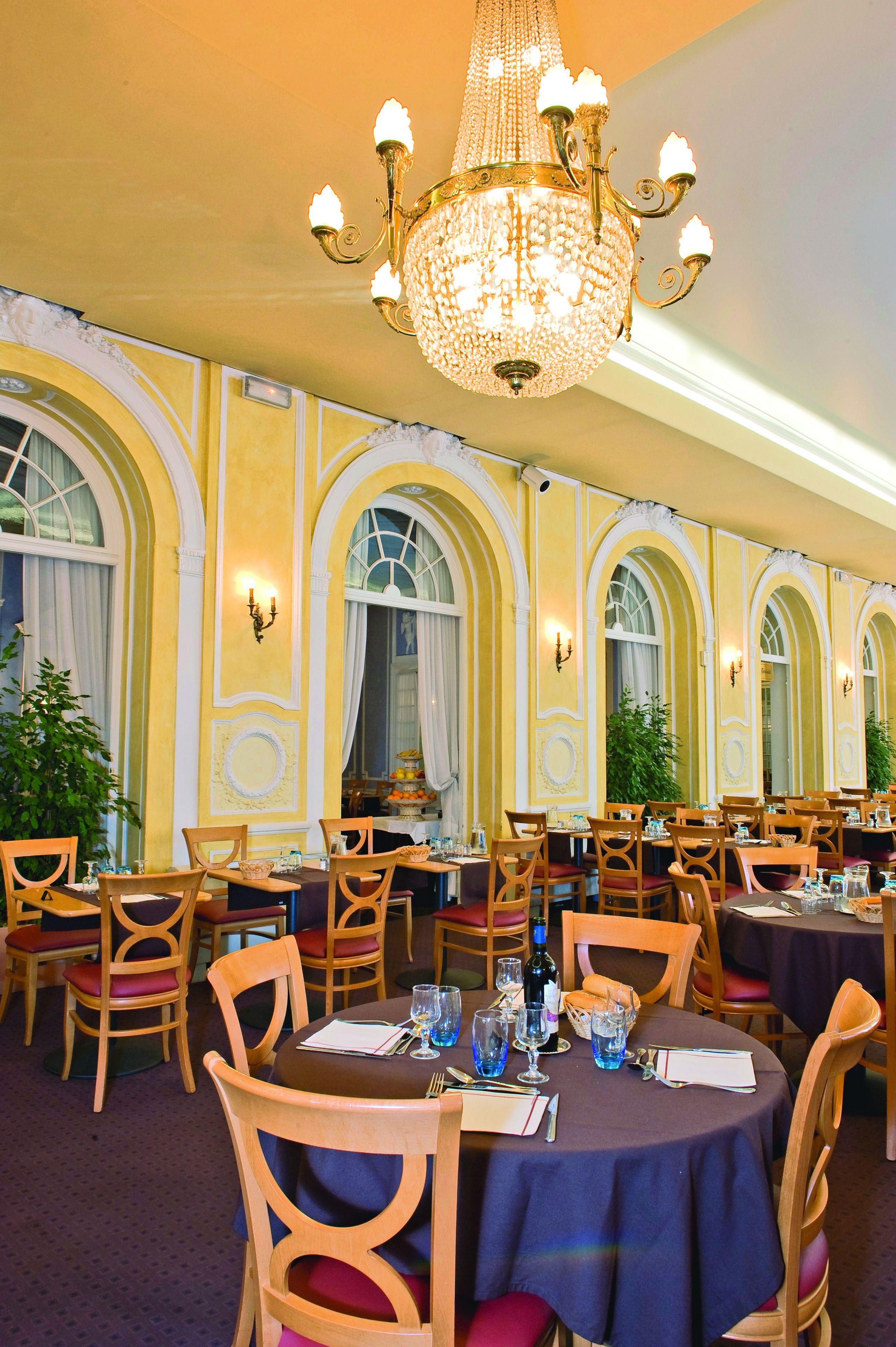 Le Royal Promenade Des Nice