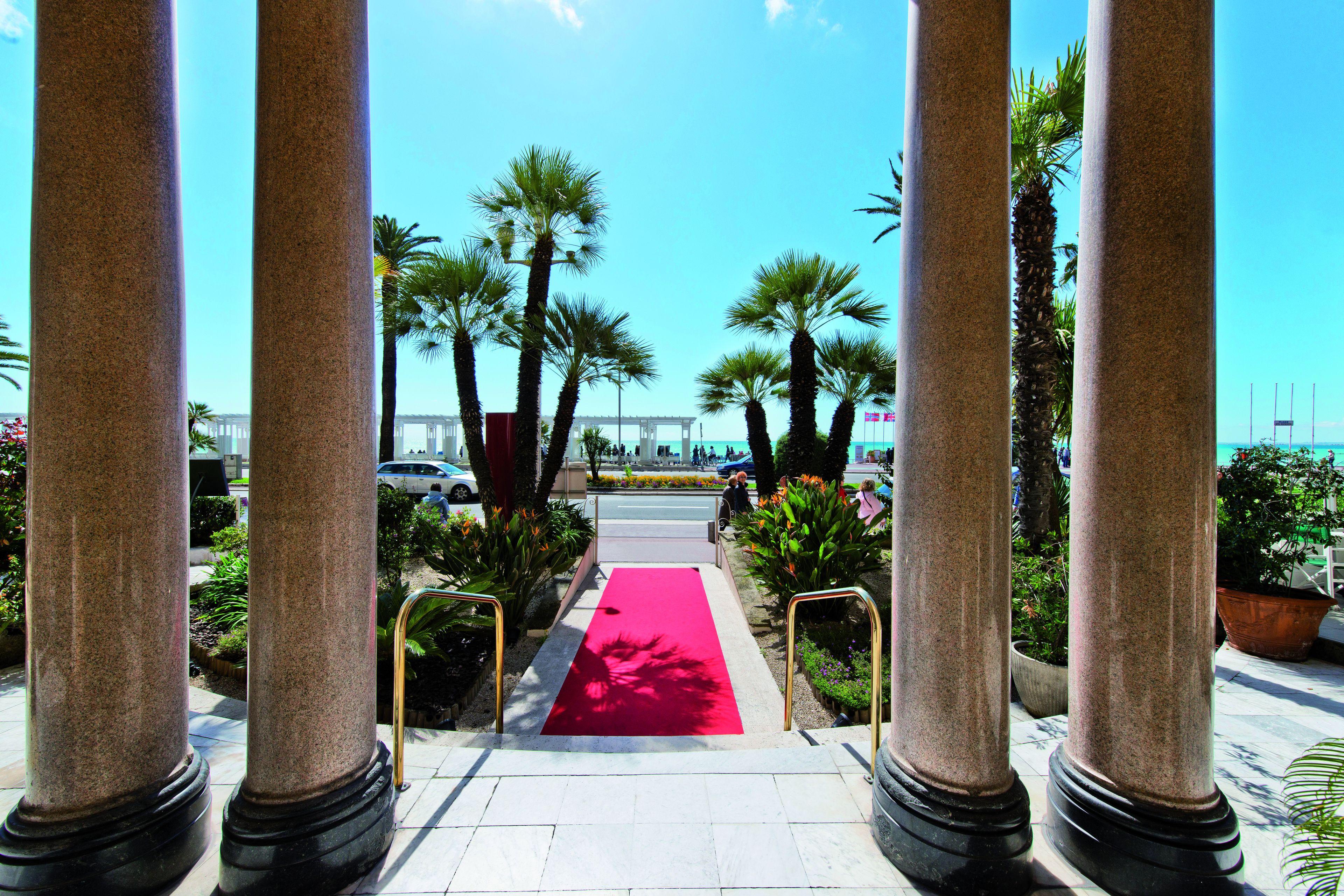 Le Royal Promenade Des