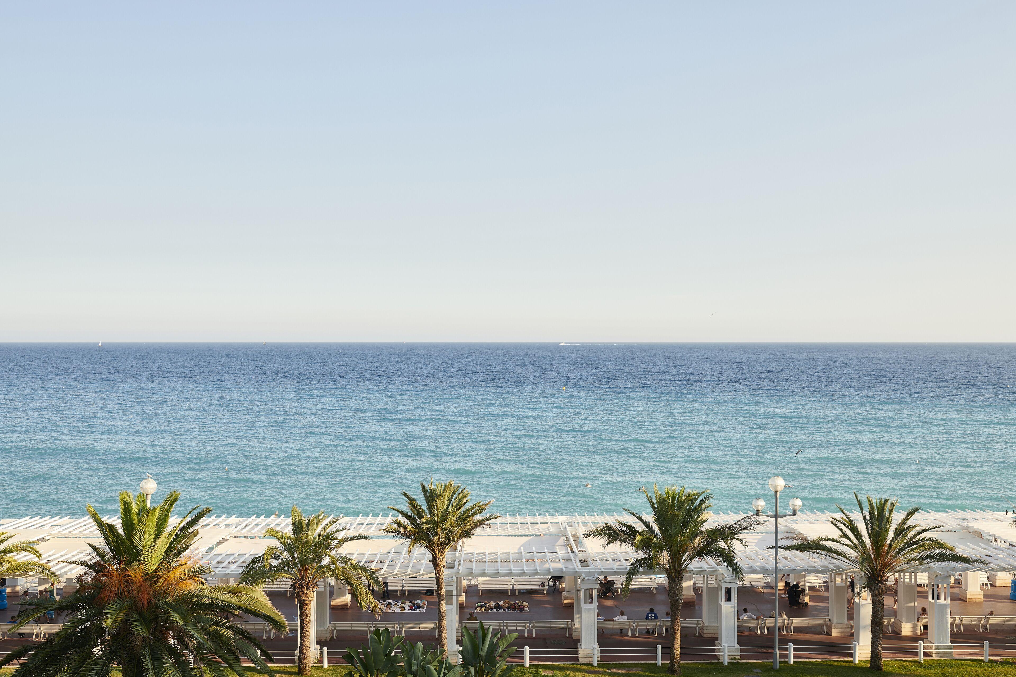 Le Royal Promenade Des Hotel 3*