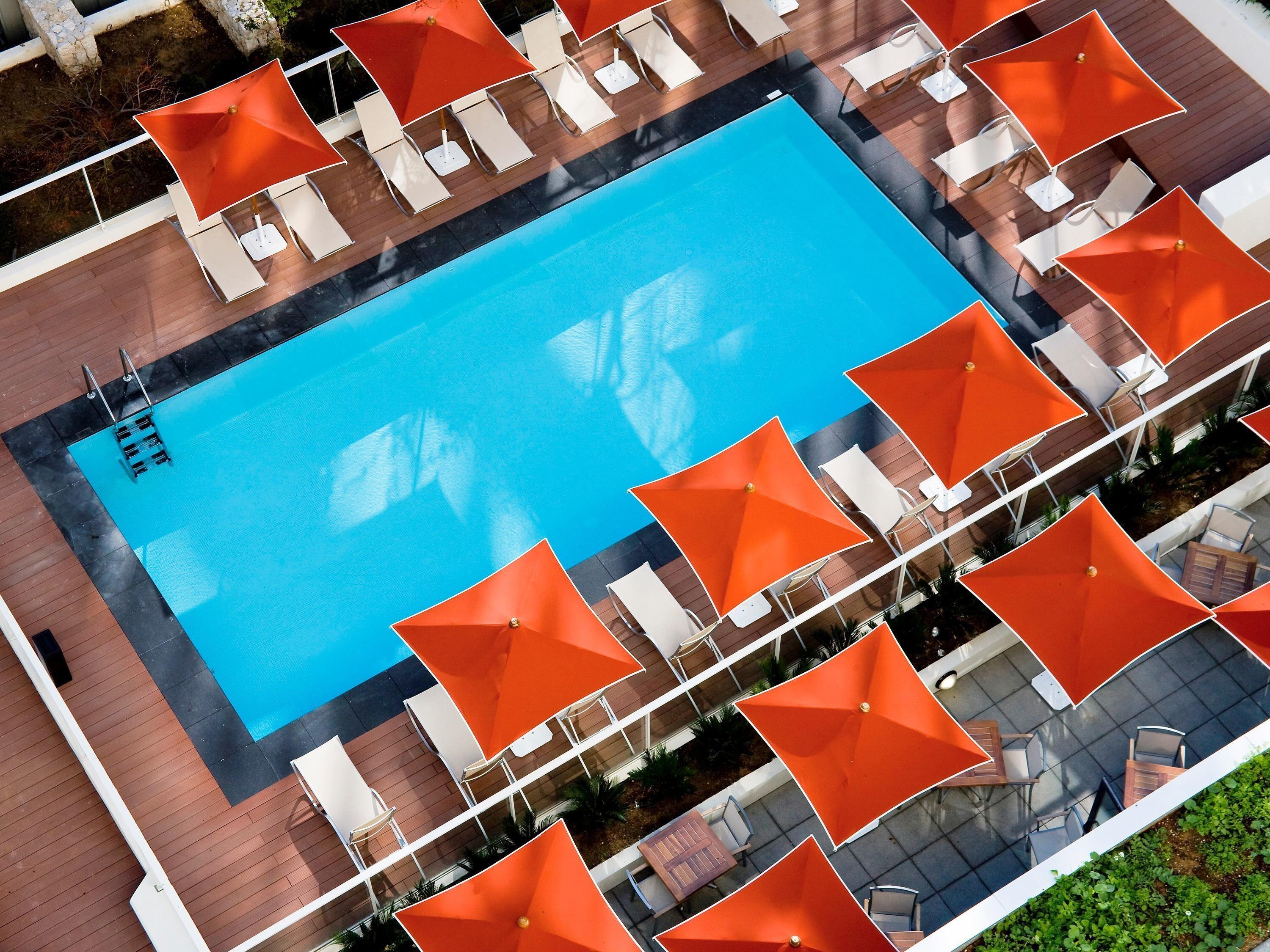 Hotel Novotel Airport 4*