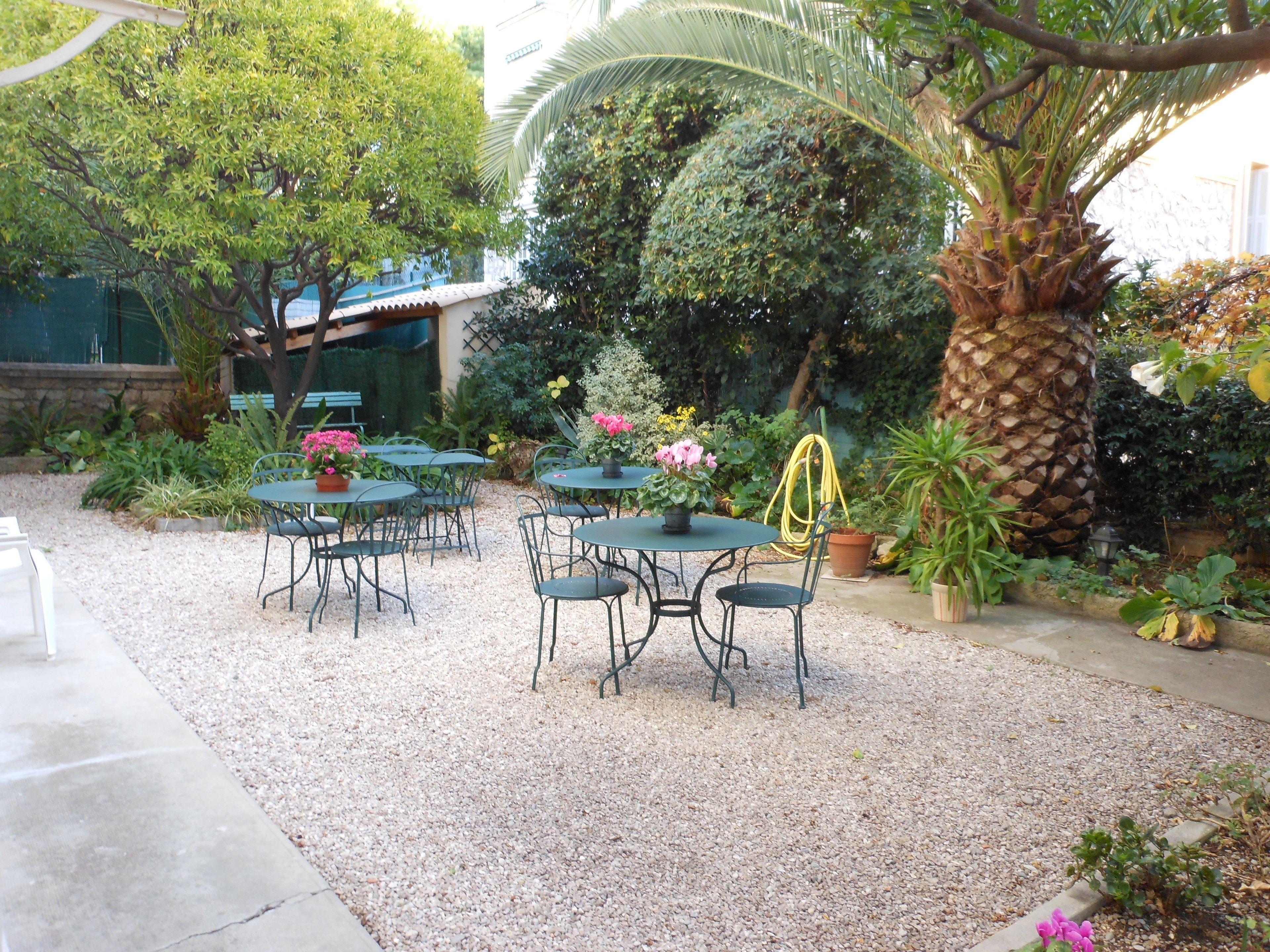 Les Cygnes Hotel 3*