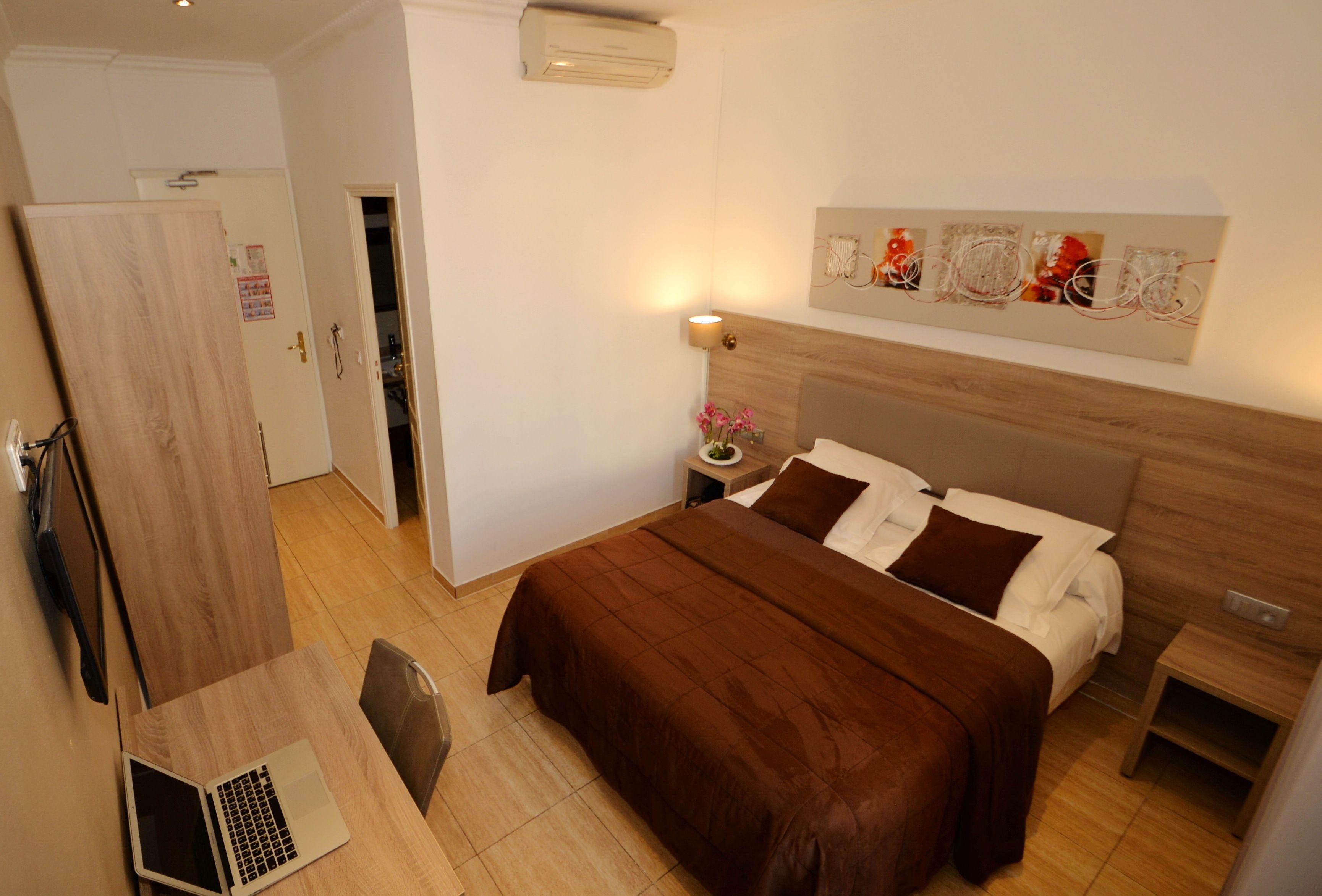 Parisien Hotel