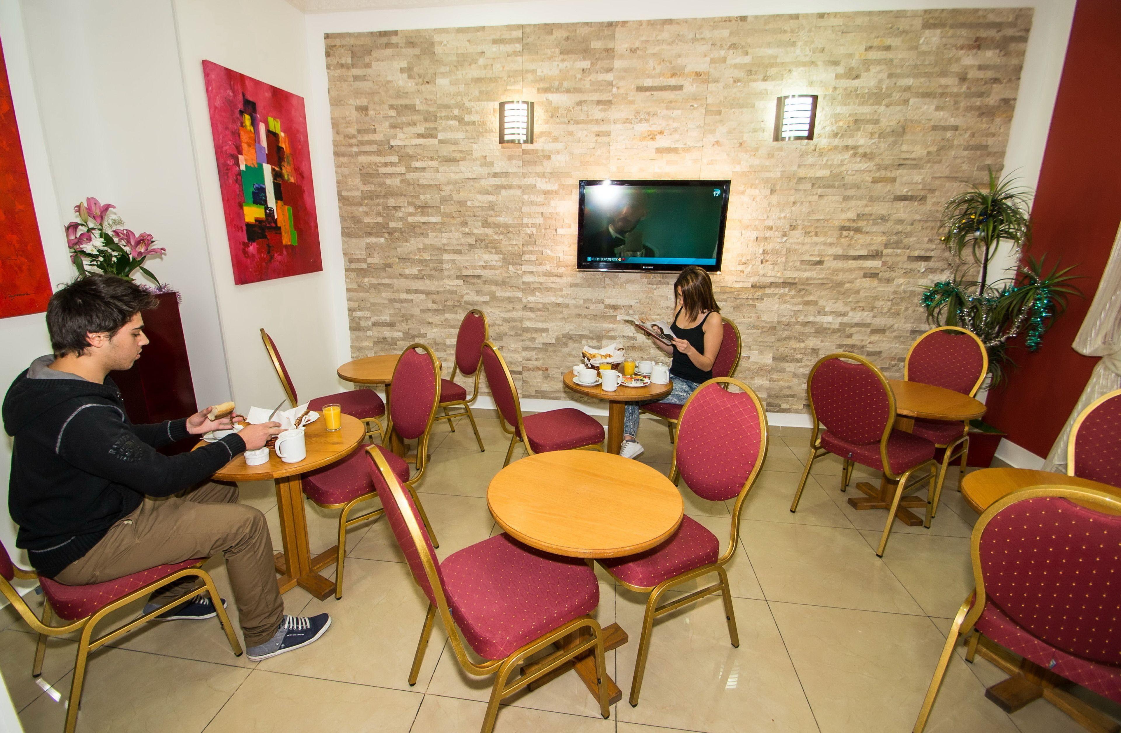 Parisien Hotel 3*