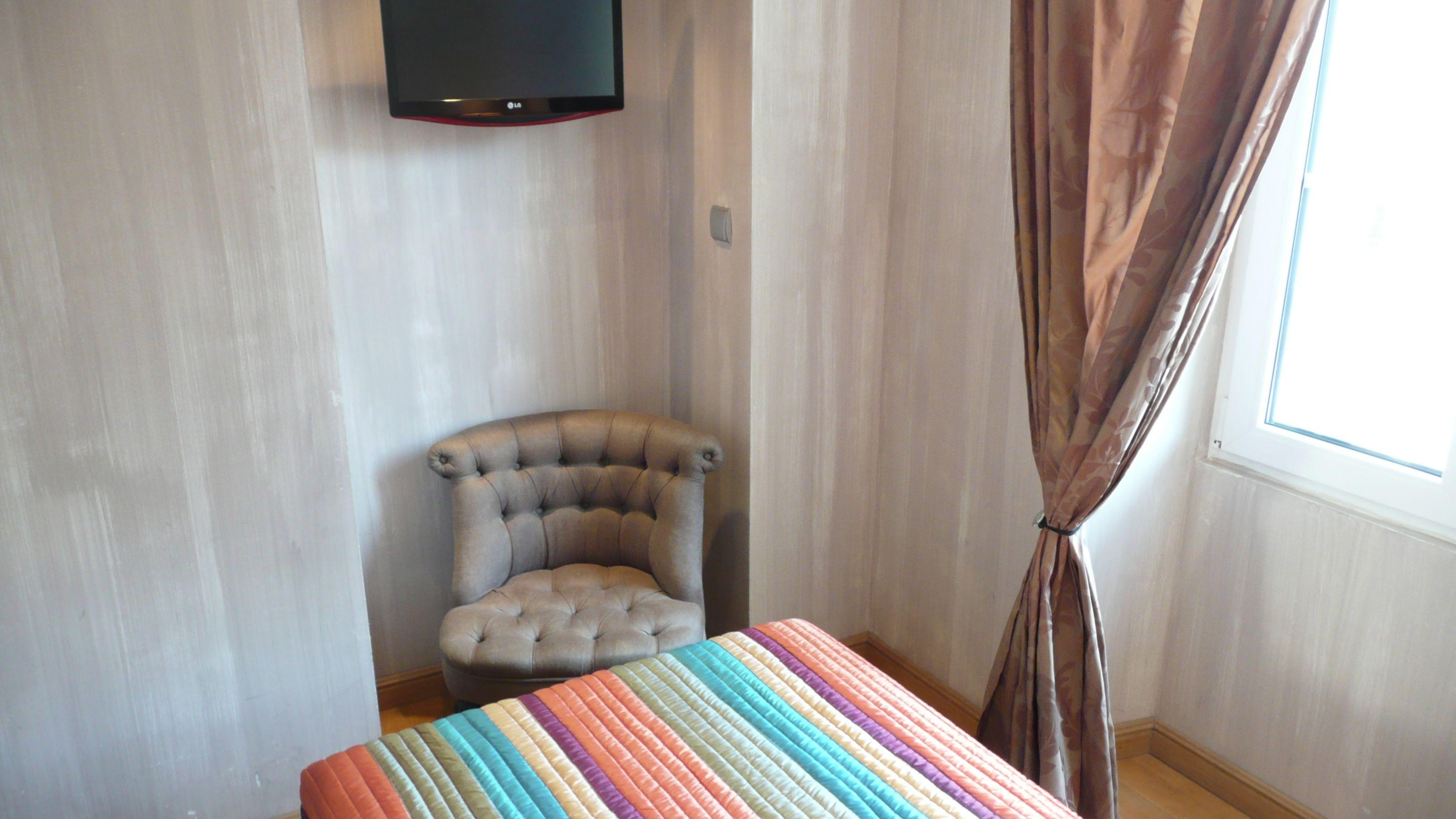 Hotel Le Petit Trianon Et Le Charme Des 2*