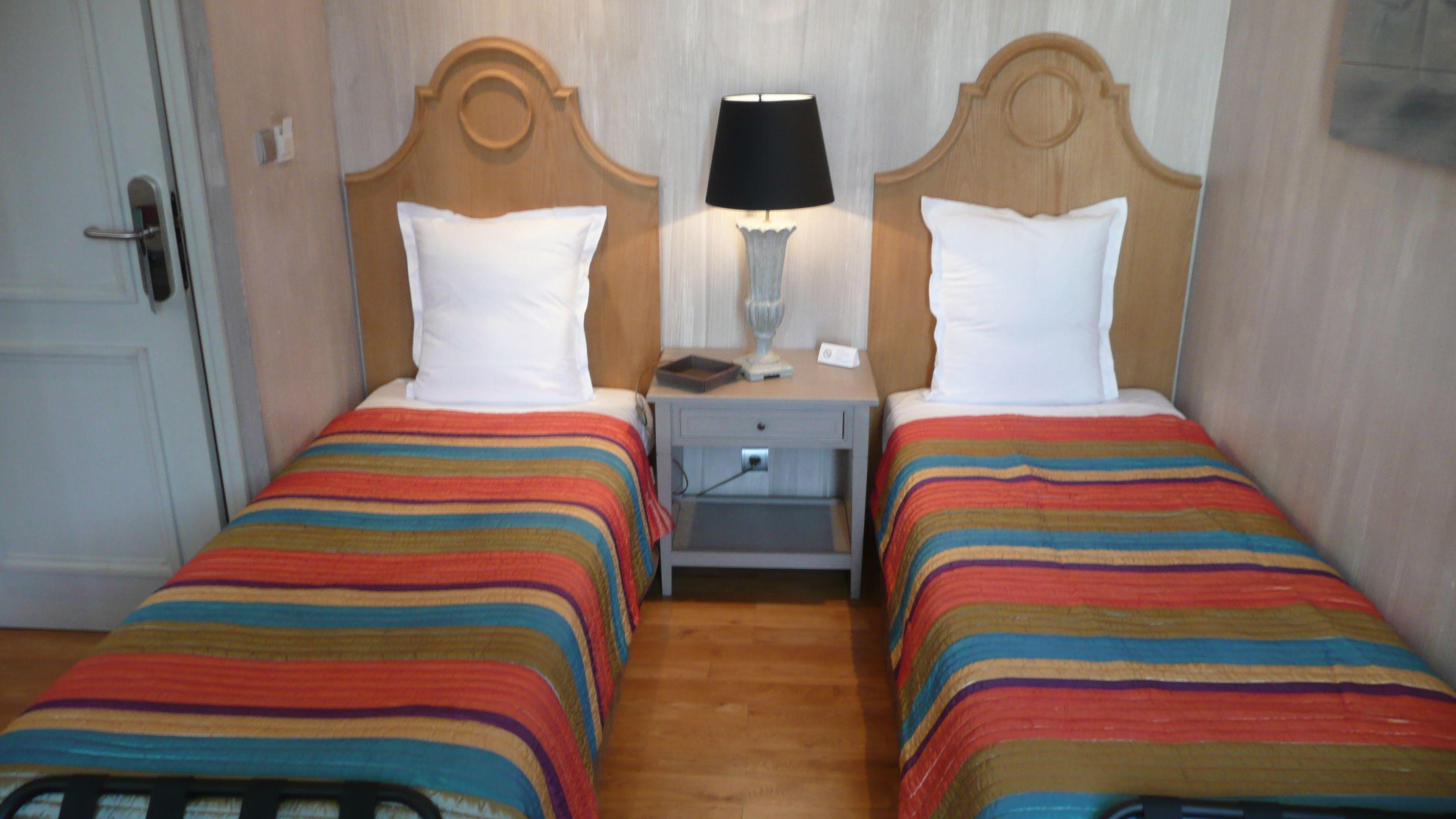 Le Petit Trianon Et Le Charme Des 2* Nice