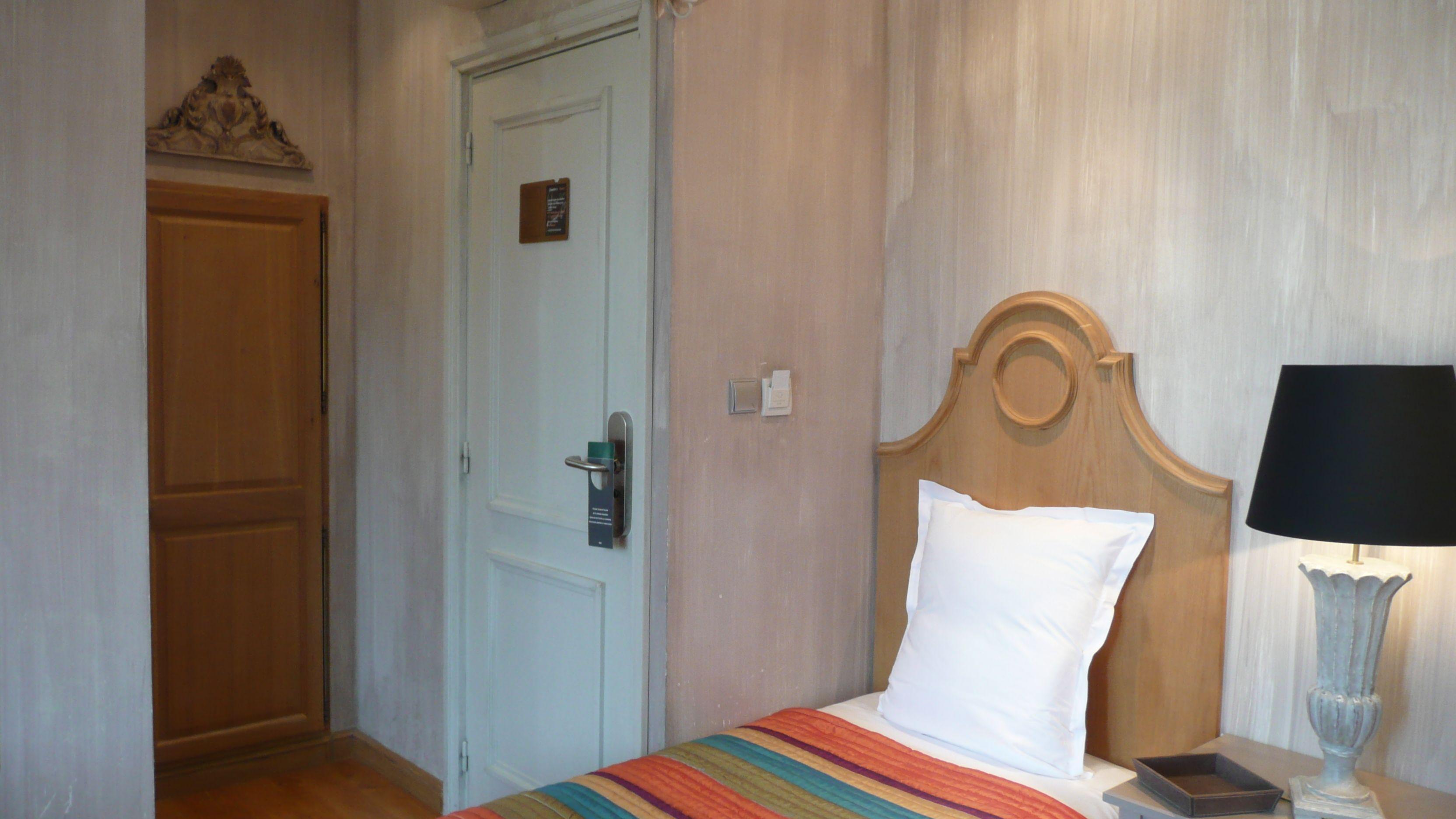 Hotel Le Petit Trianon Et Le Charme Des Nice