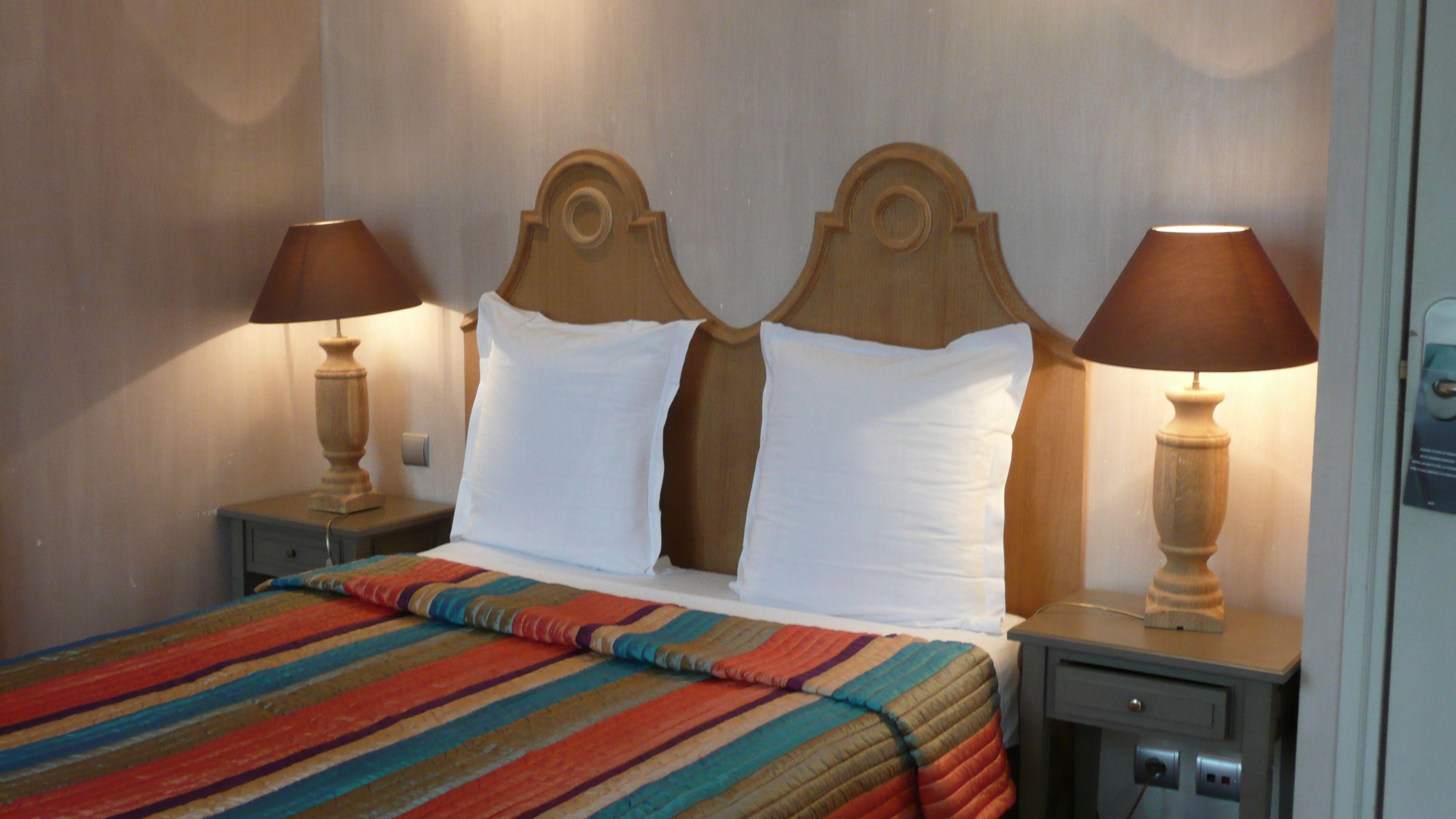 Hotel Le Petit Trianon Et Le Charme Des Nice