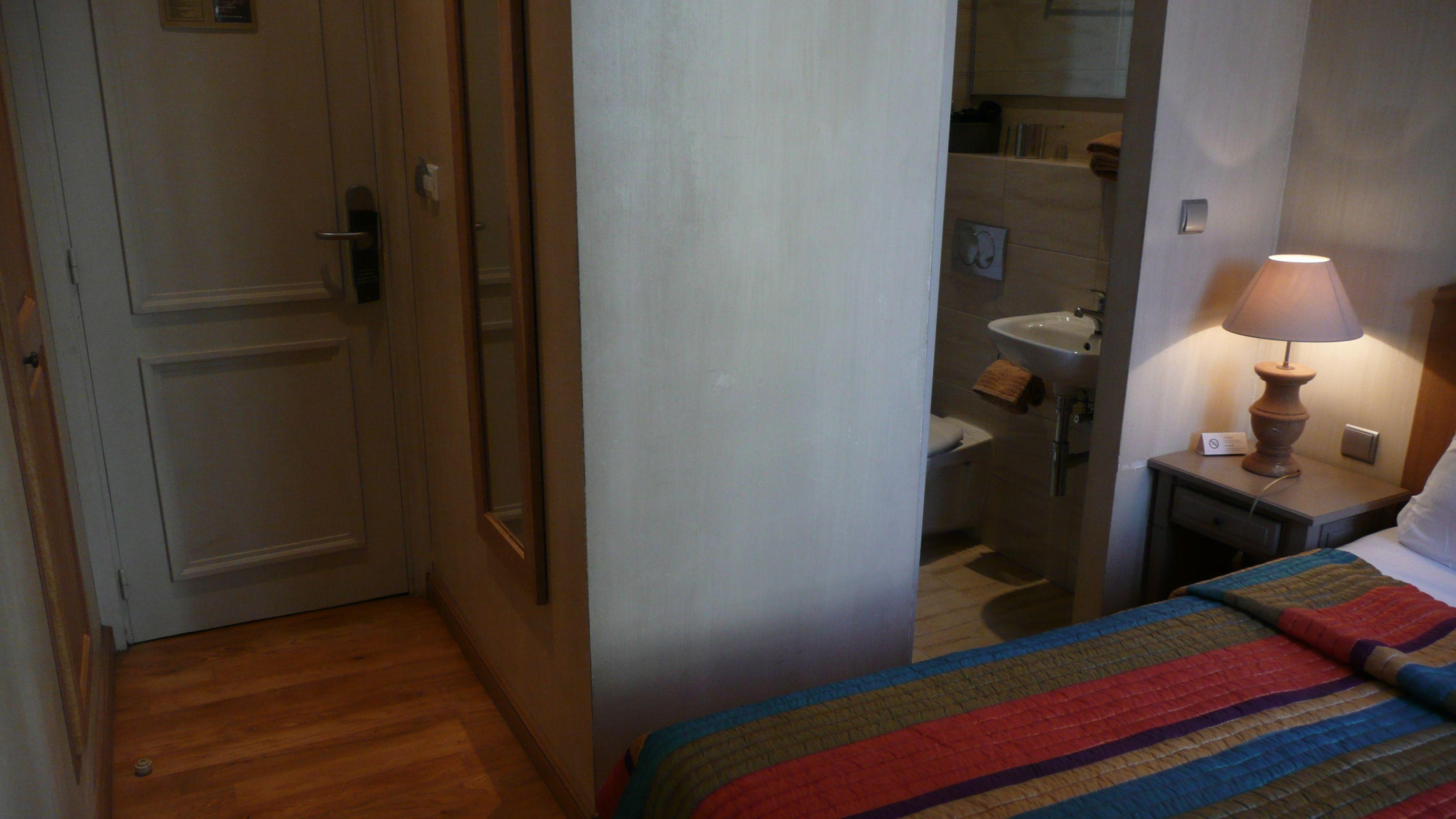 Le Petit Trianon Et Le Charme Des 2* Nice