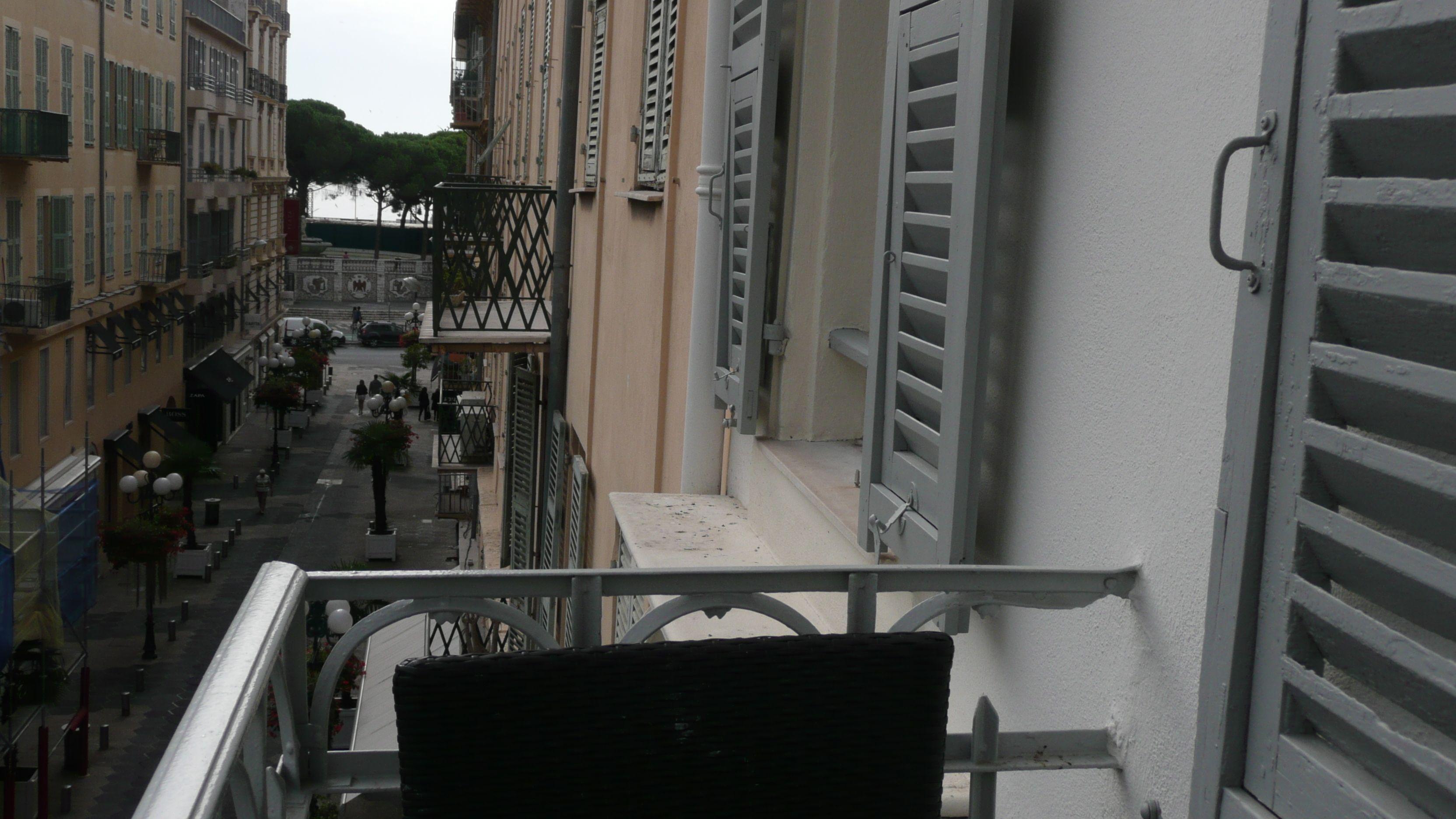 Le Petit Trianon Et Le Charme Des 2* Nice