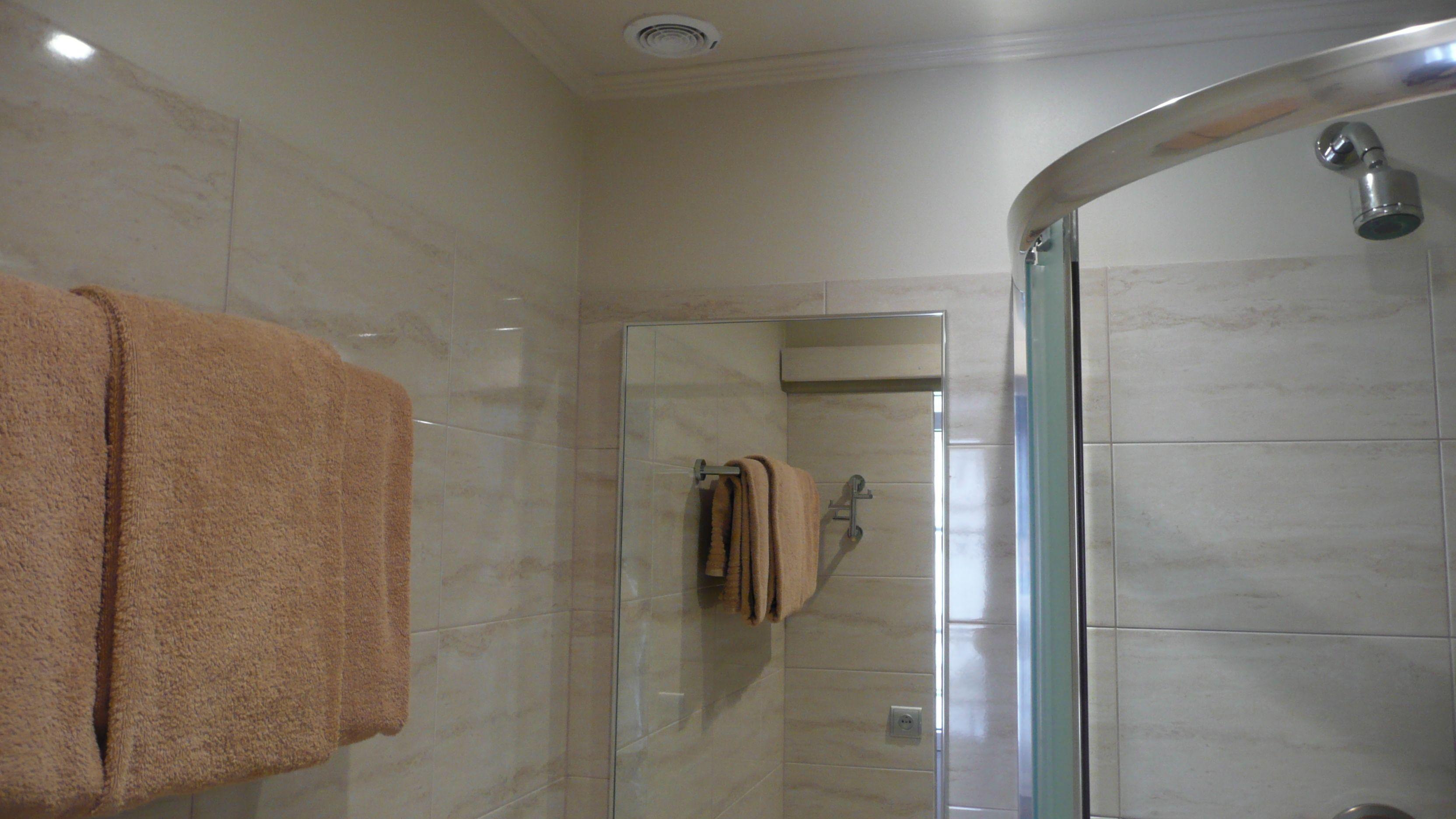 Hotel Le Petit Trianon Et Le Charme Des 2*