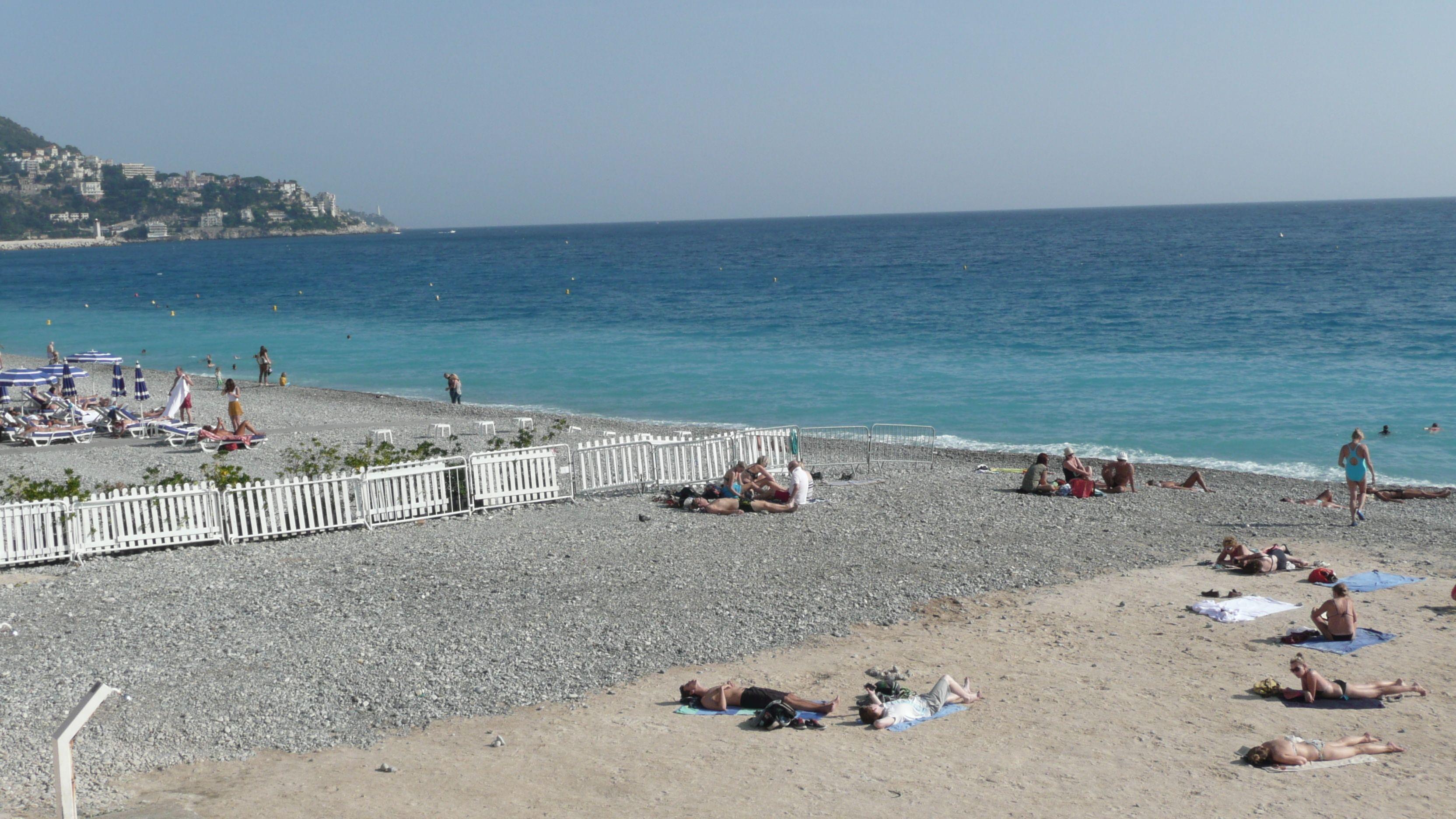 Hotel Le Petit Trianon Et Le Charme Des 2*