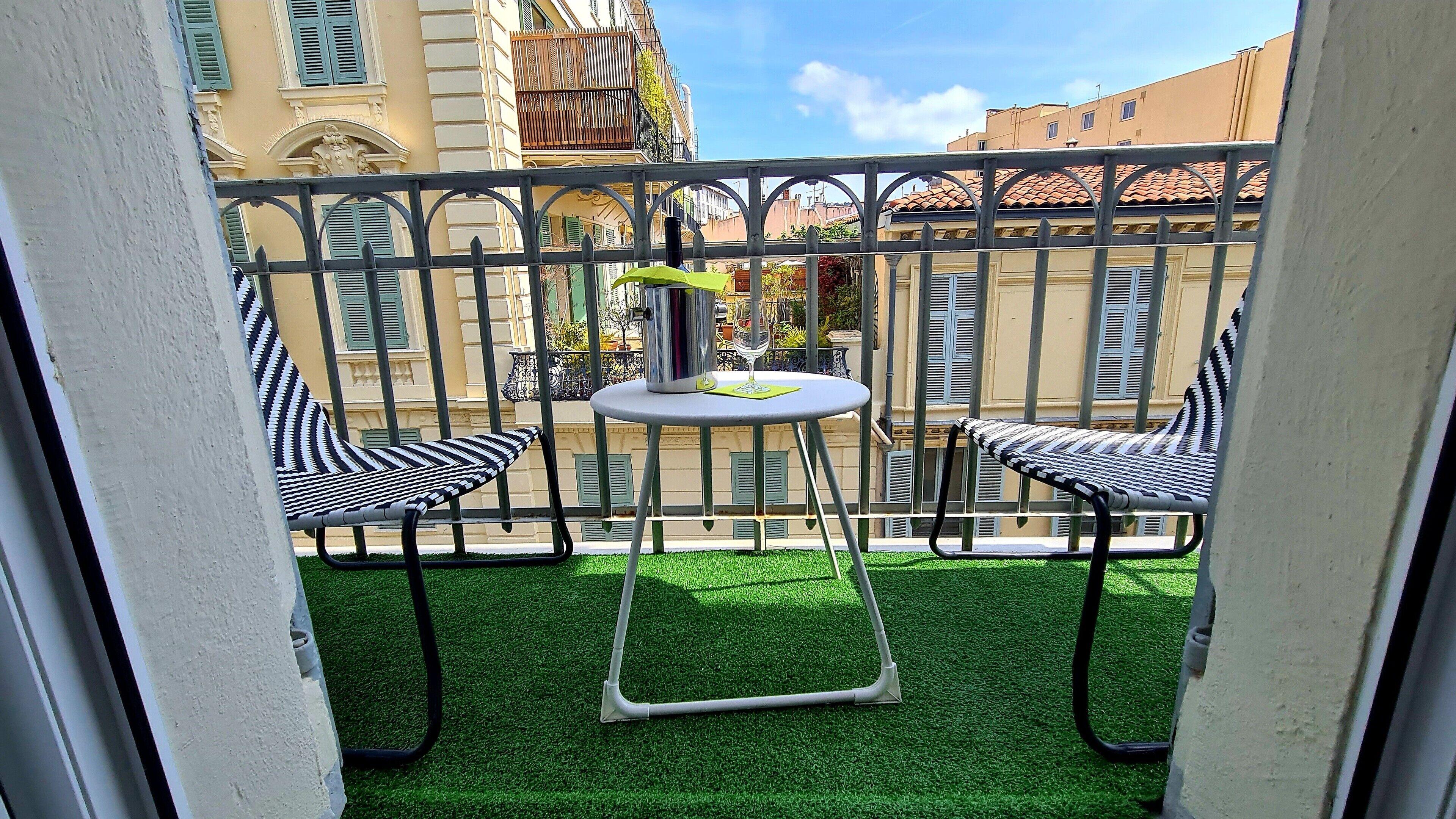 Le Petit Trianon Et Le Charme Des Hotel 2*