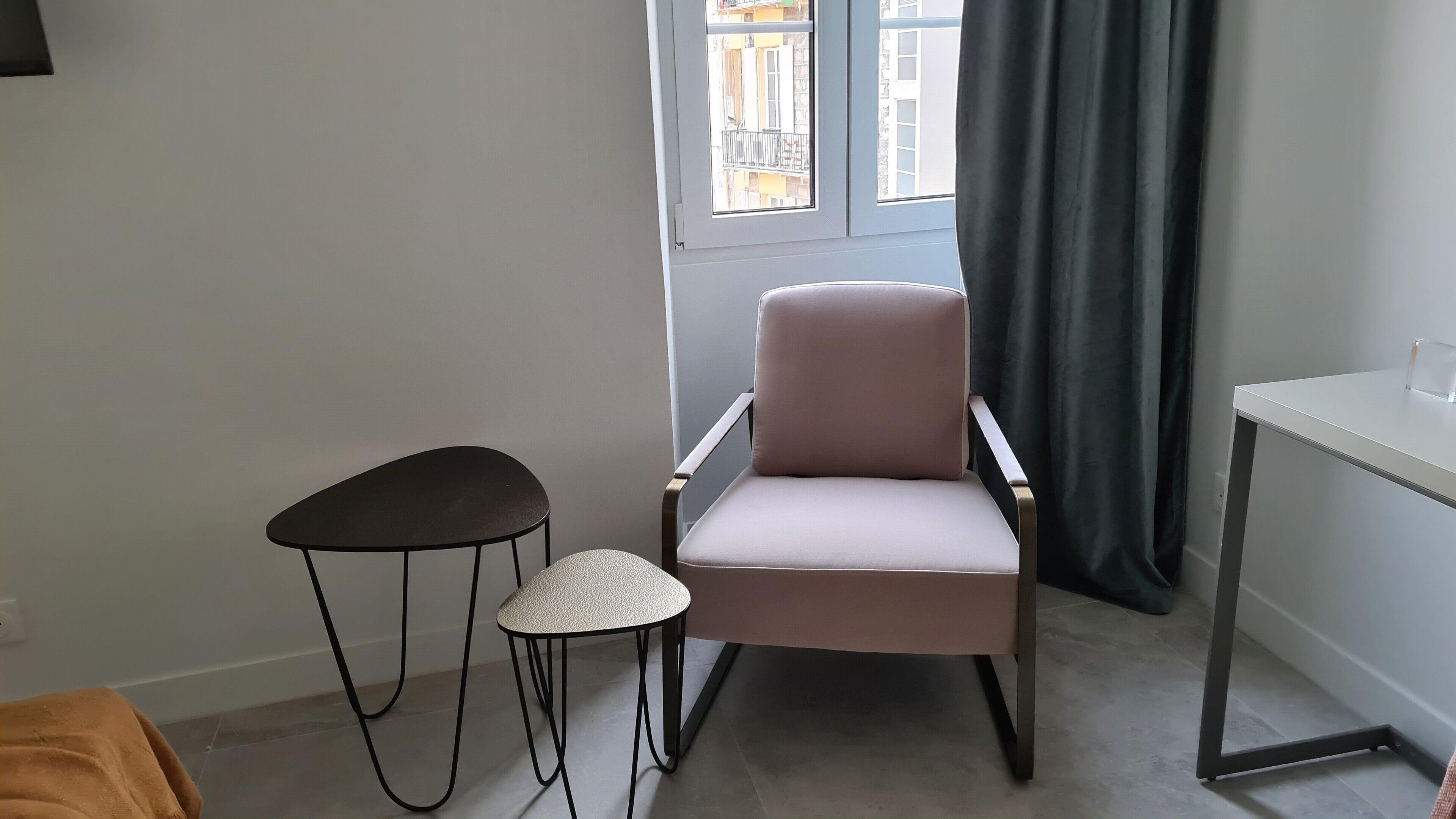 Le Petit Trianon Et Le Charme Des 2*