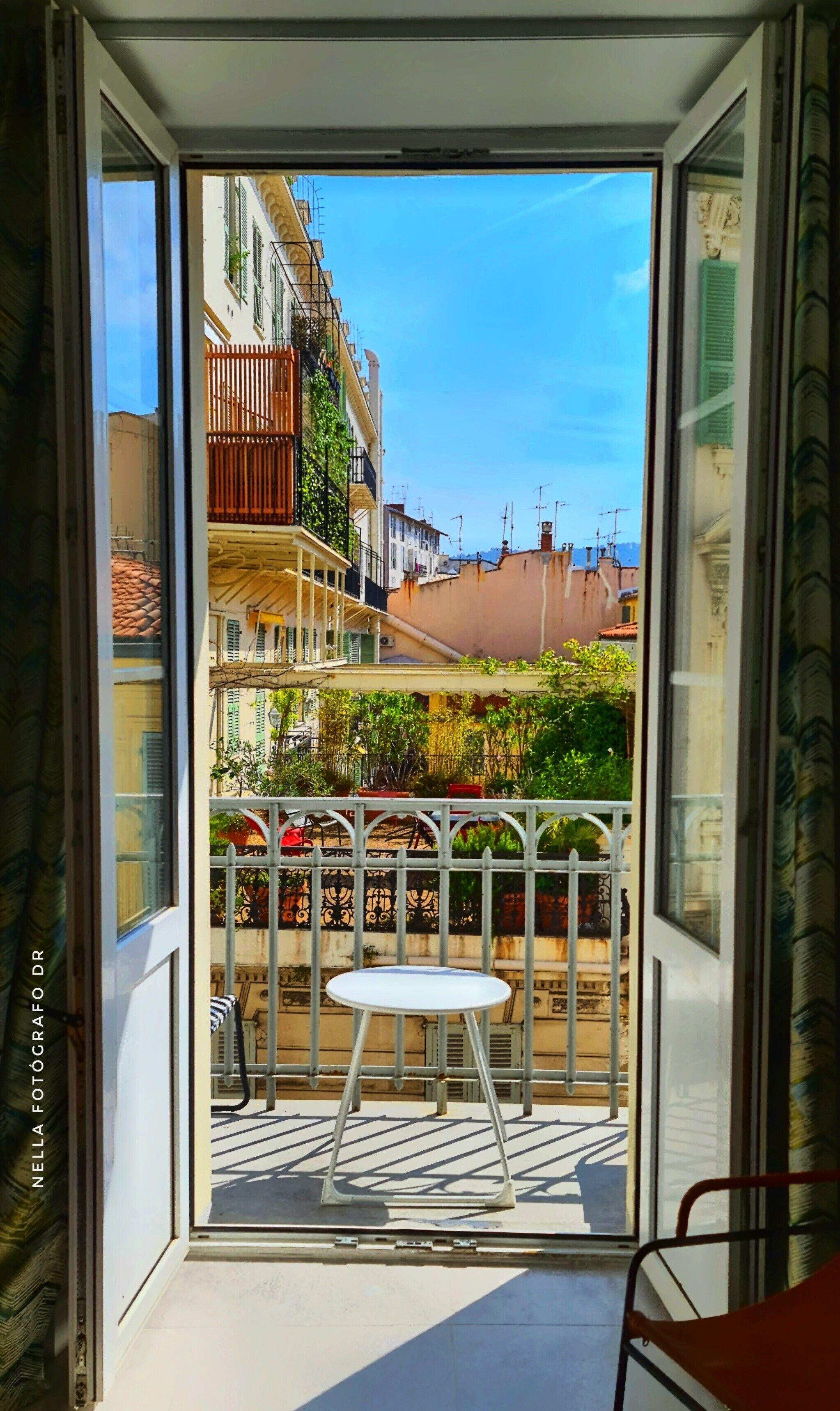 Hotel Le Petit Trianon Et Le Charme Des 2*