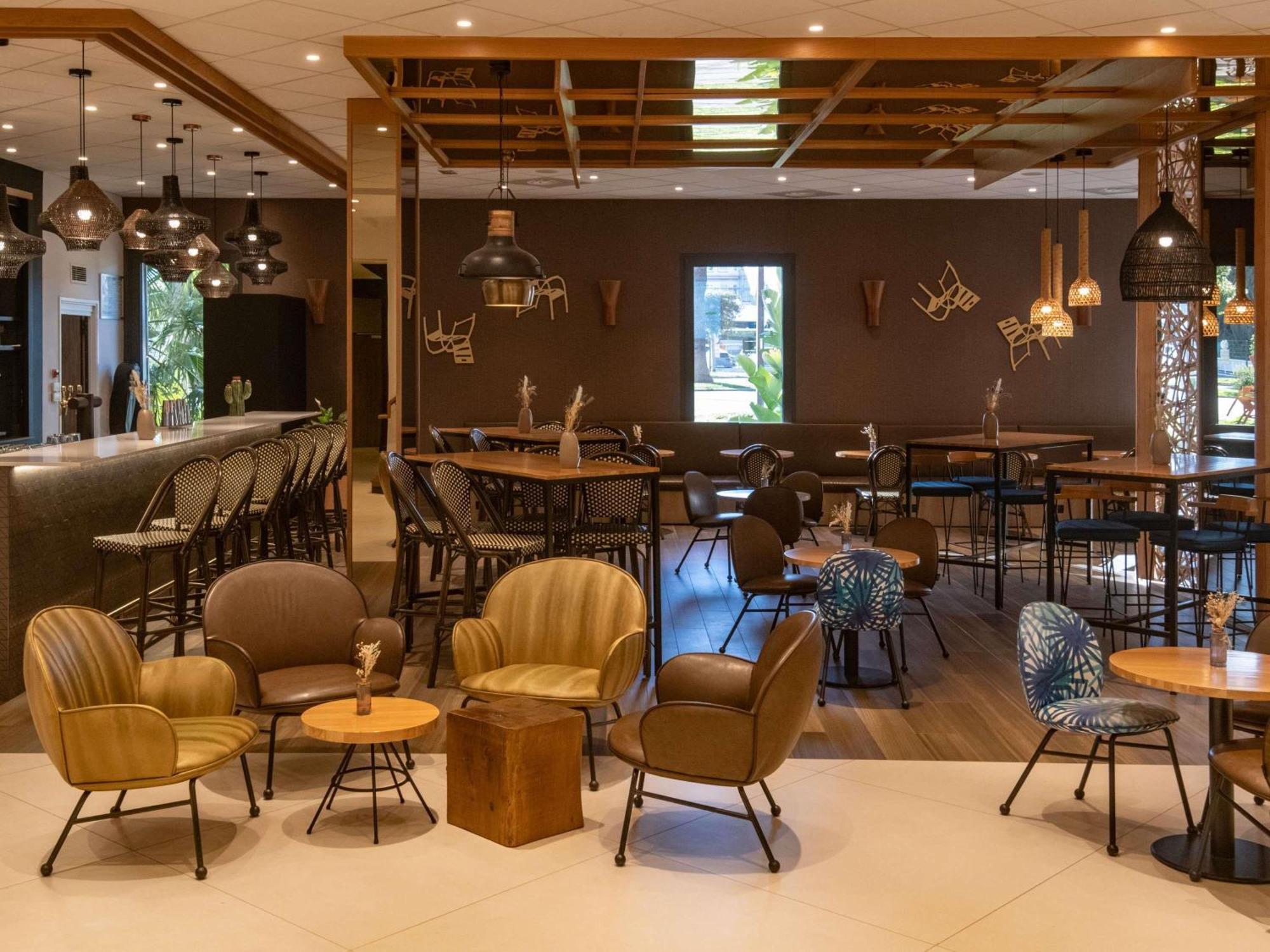 Novotel Arenas Aeroport