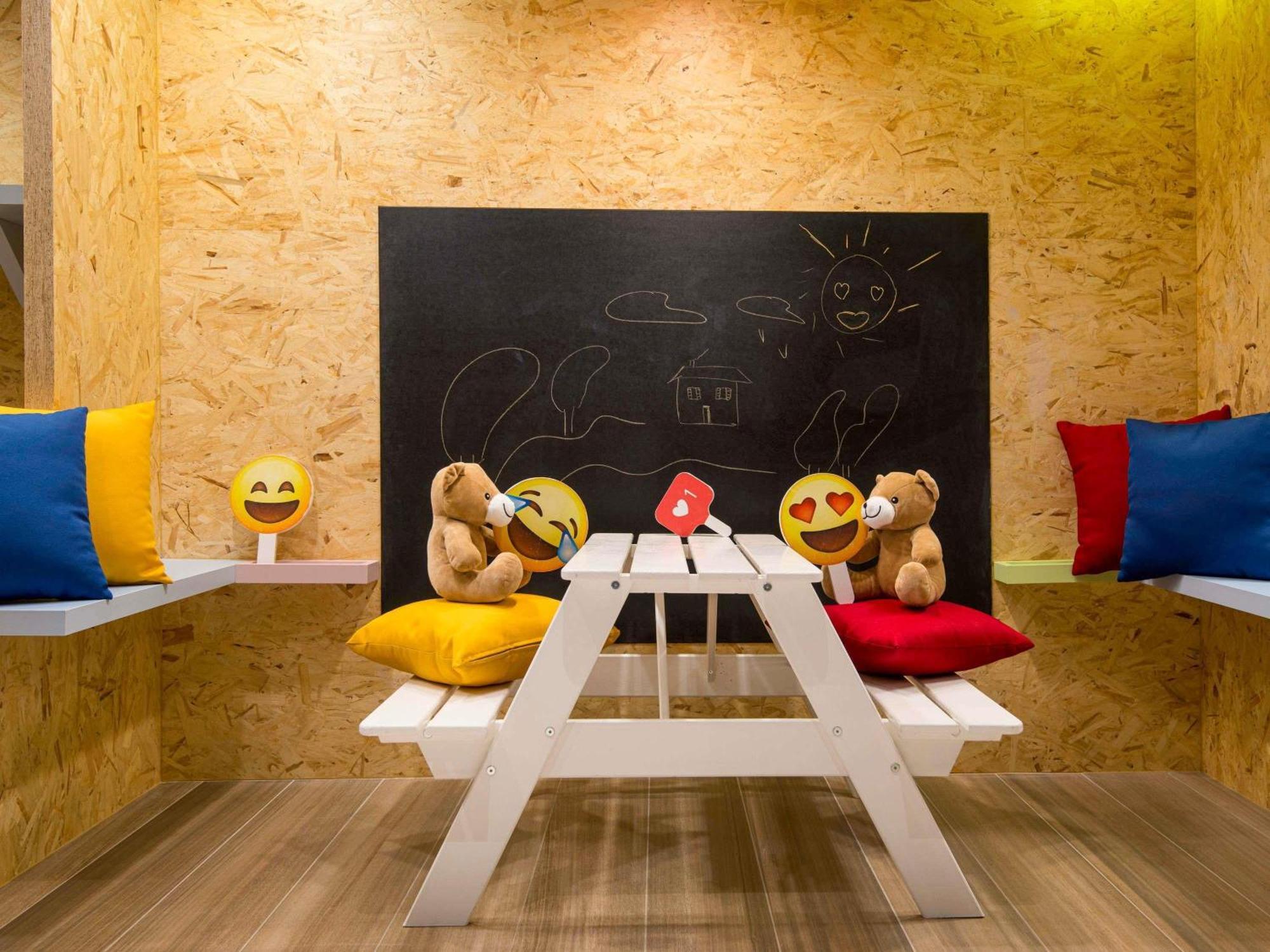 Novotel Arenas Aeroport