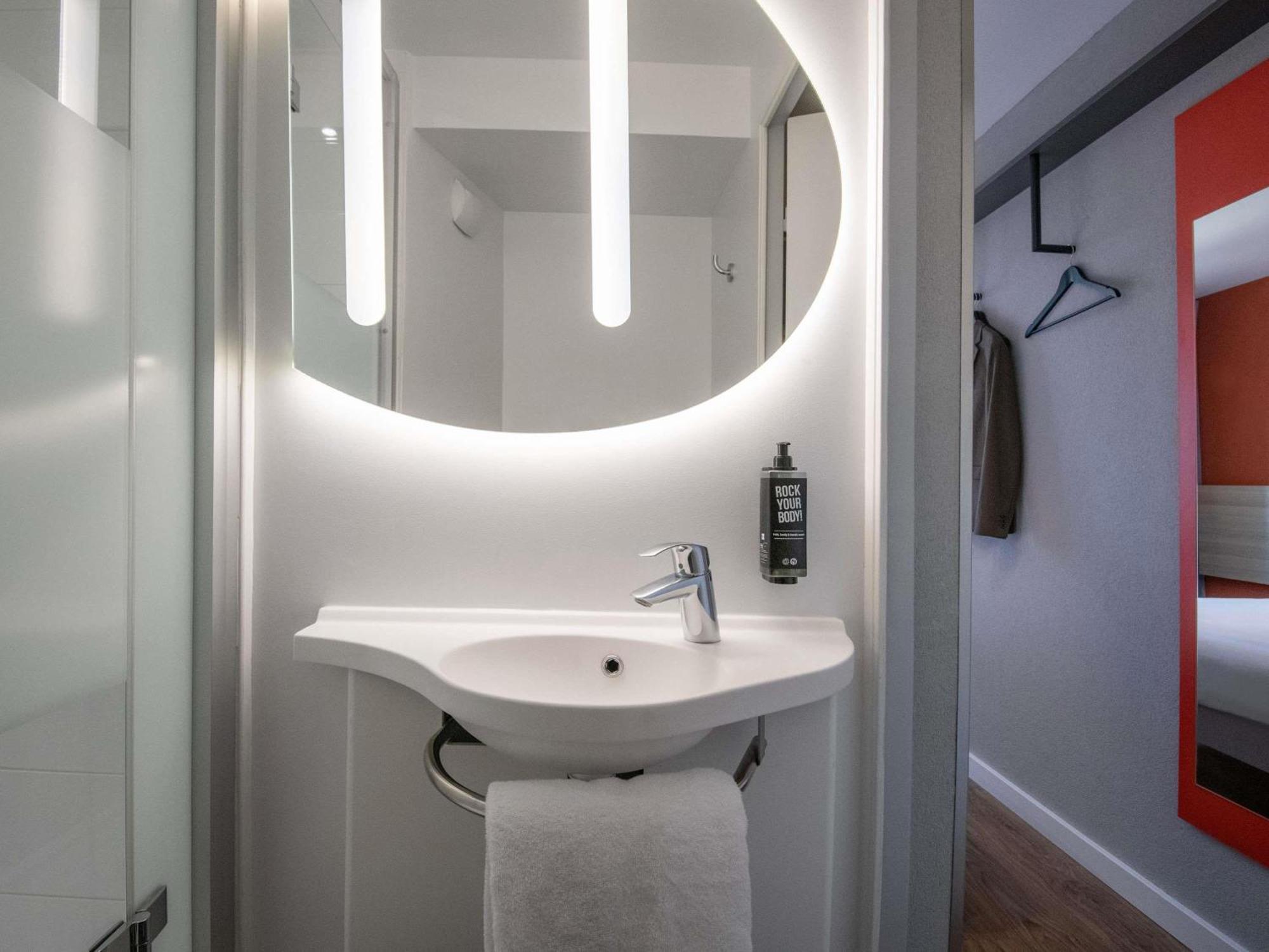 Hotel Ibis Budget Aeroport 2*