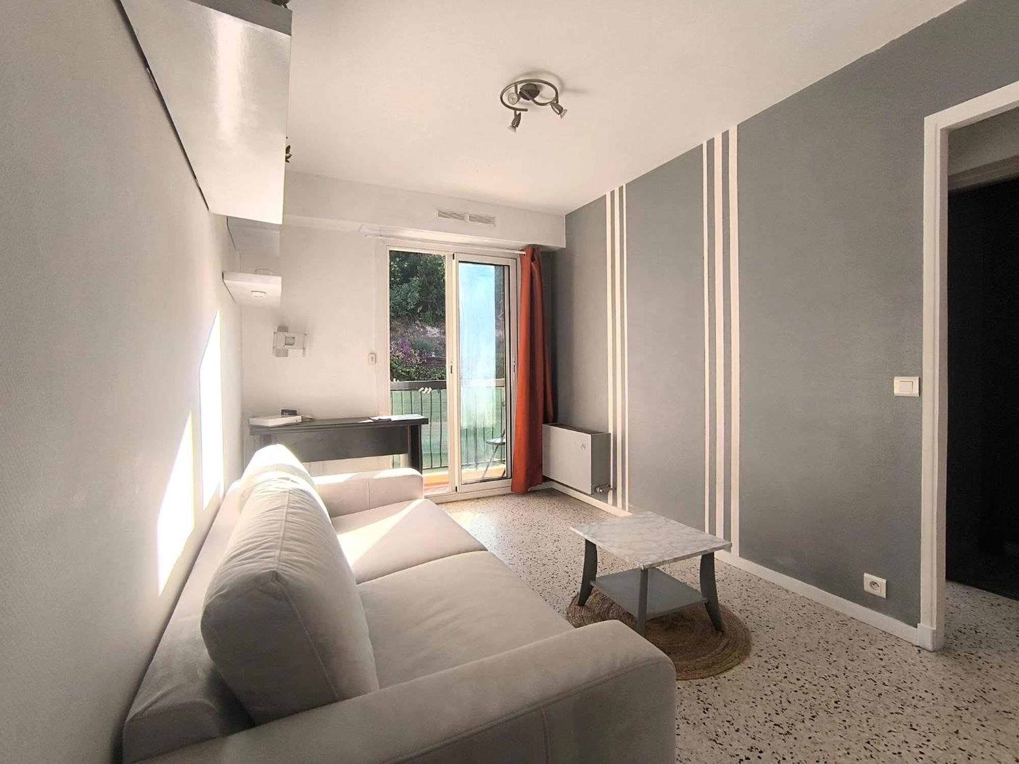 Apartment F1 - 8min De La - 5min Tramway Nice