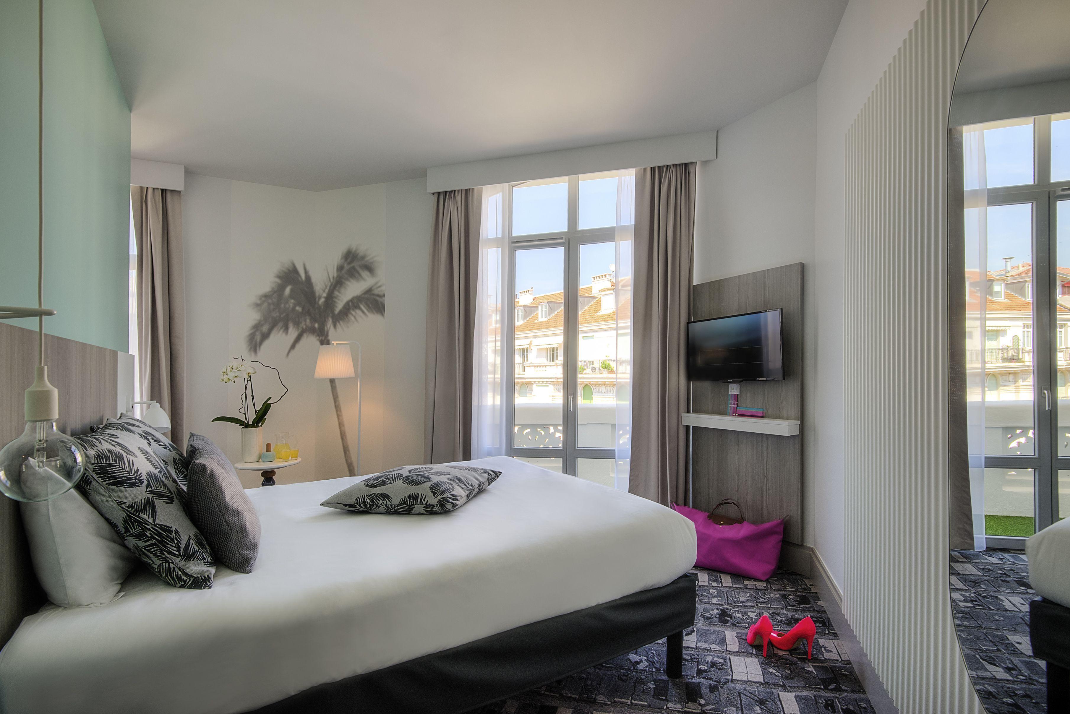 Ibis Styles Centre Gare Hotel 3*
