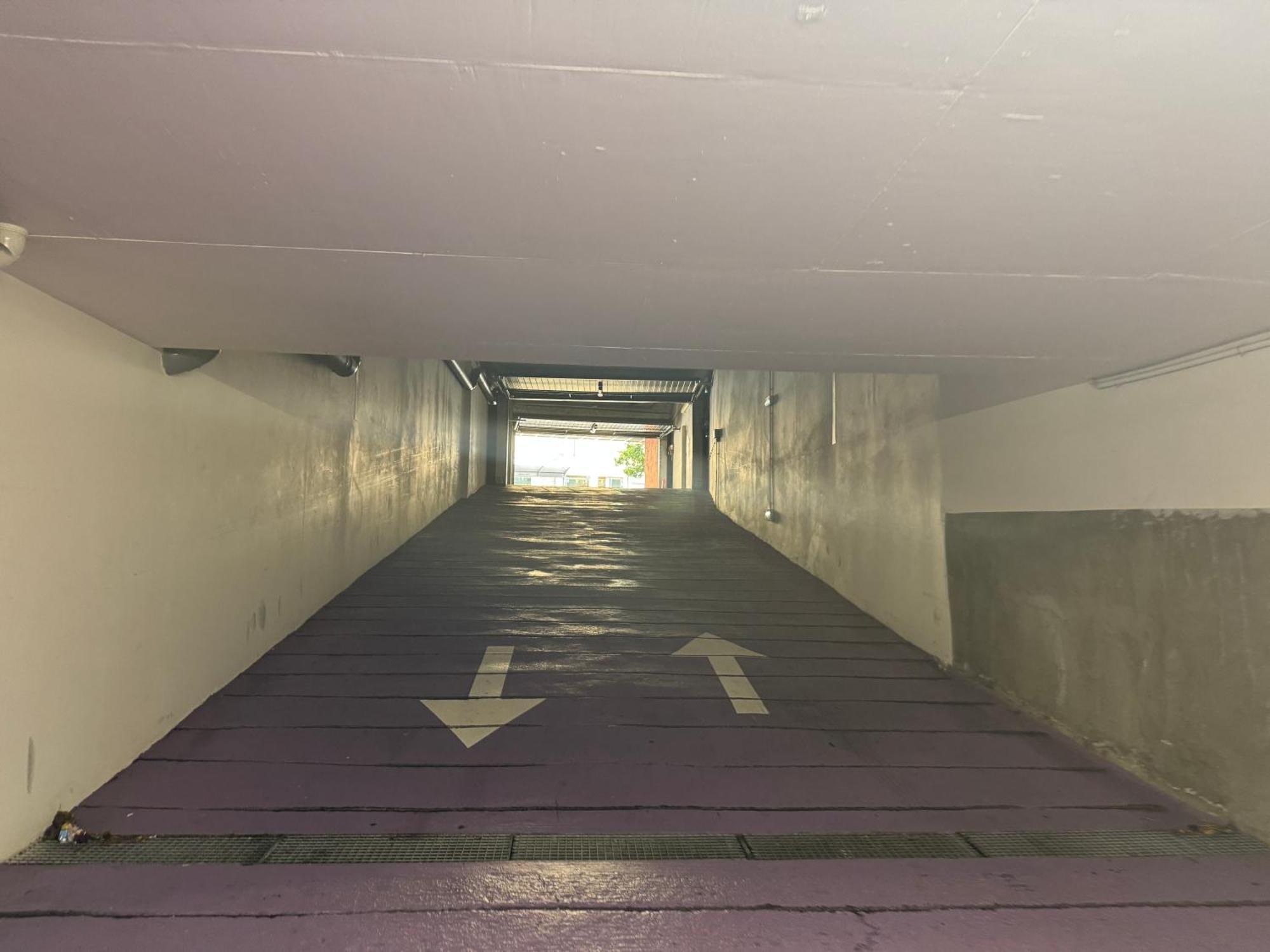 Gambetta Promenade Modern Near With Parking