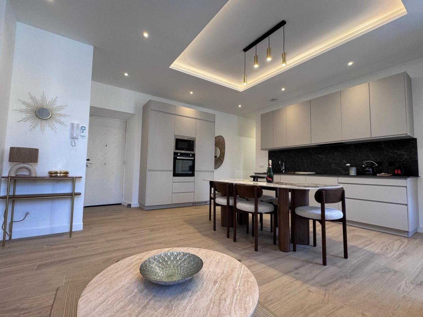 Magnifique - Jacuzzi - Port De Nice