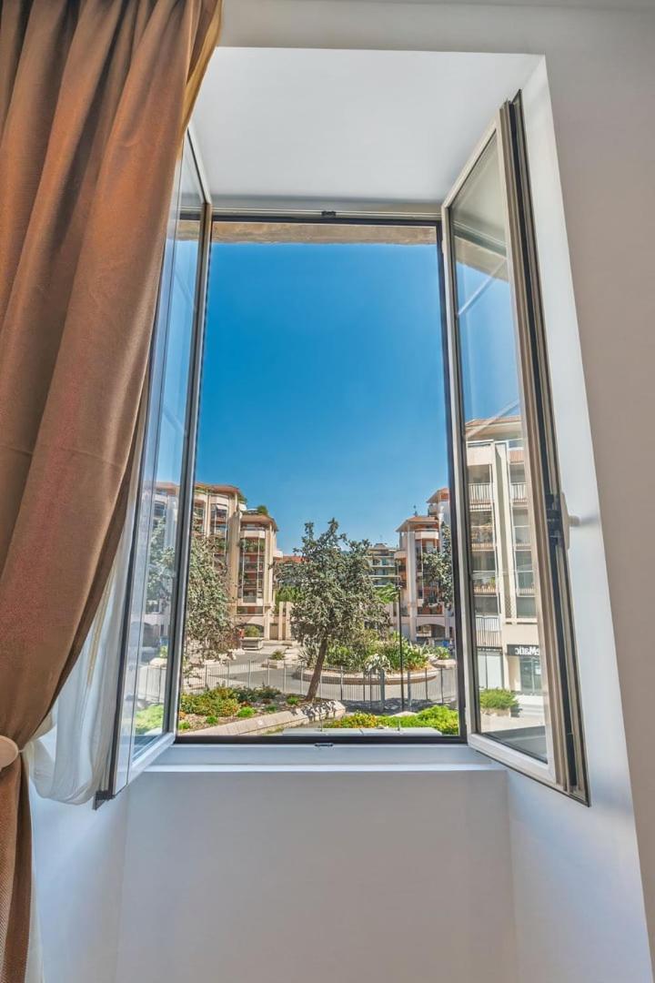 Apartment Magnifique - Jacuzzi - Port De