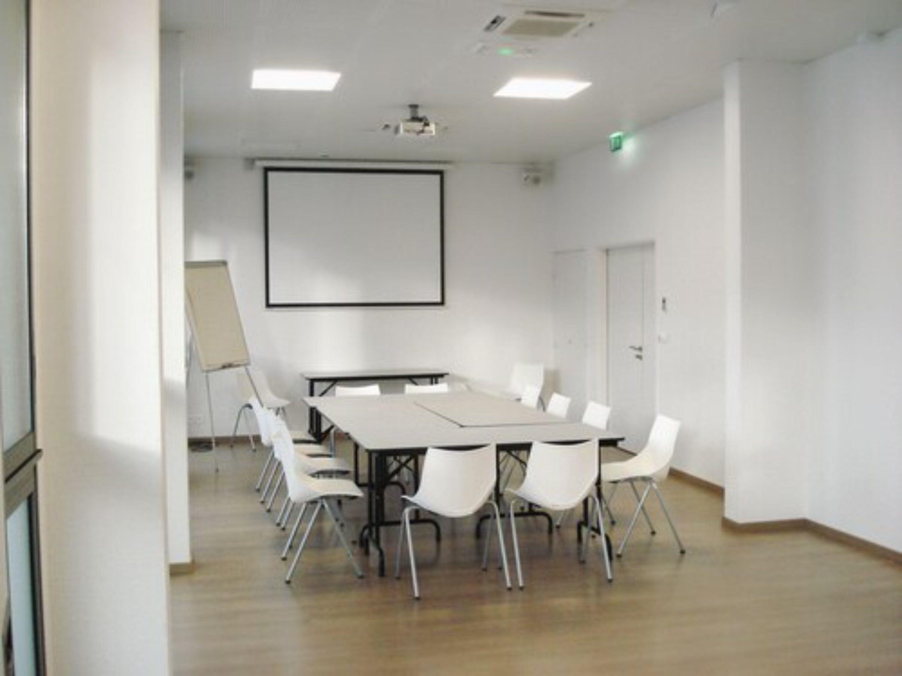 Hotel Esatitude 3*