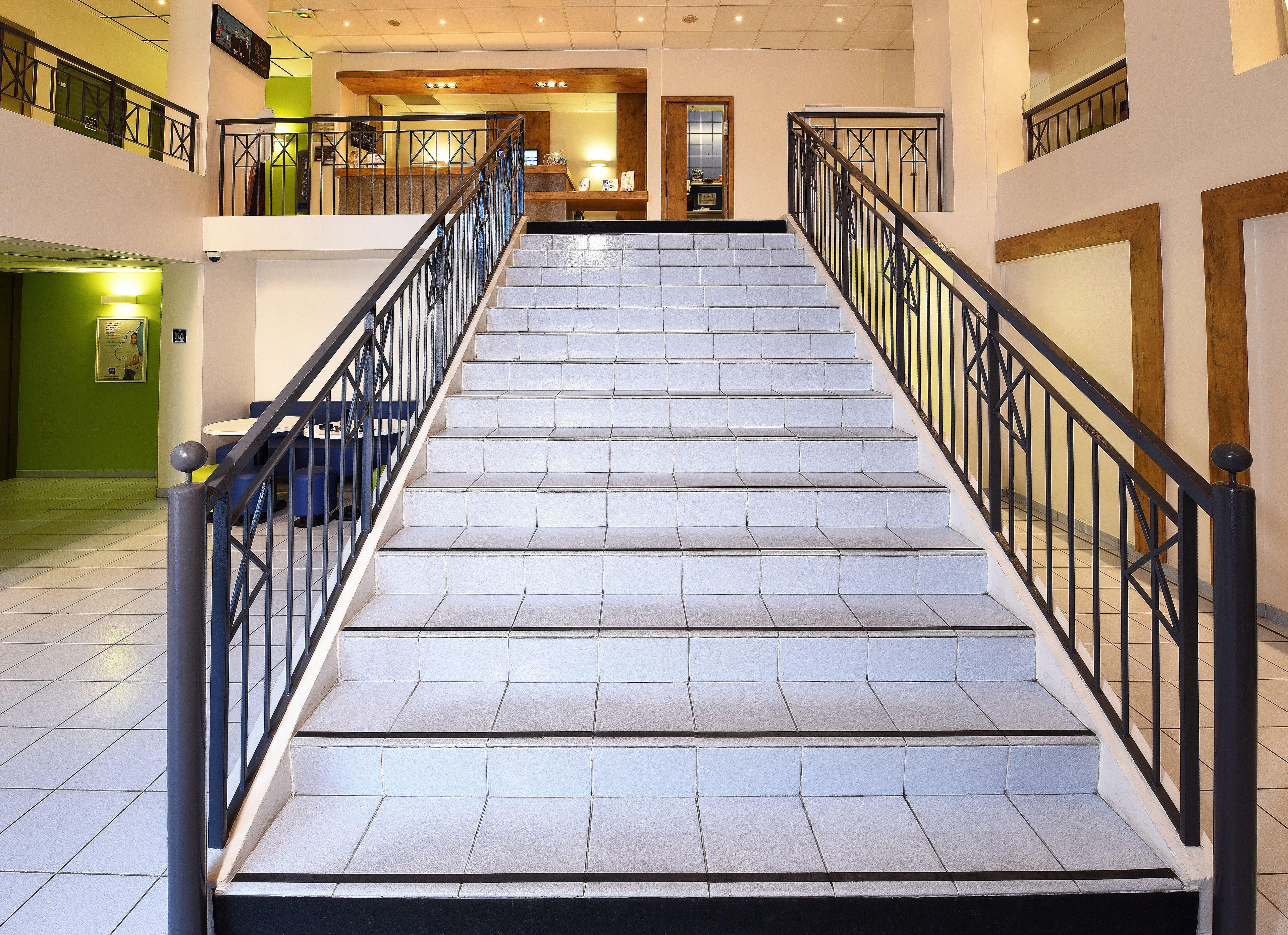 Ibis Budget Aeroport Hotel 2*