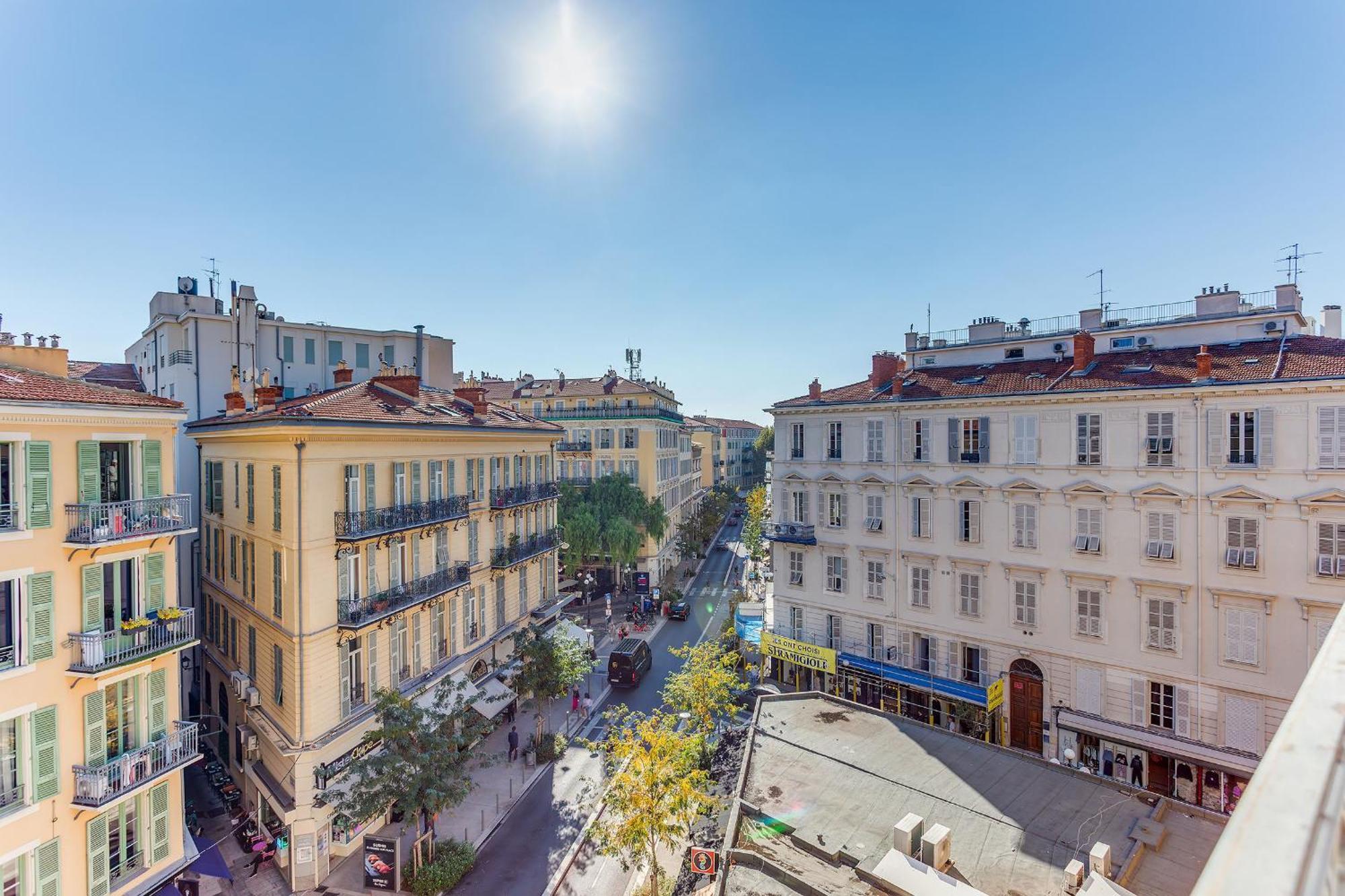 Vue Magenta Ap4484 By Riviera Homes Apartment