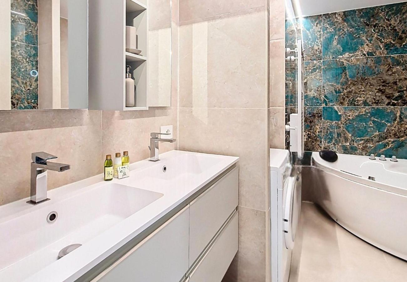 Nestor&jeeves - Le Sagittaire - Terrasse, Proche Nice