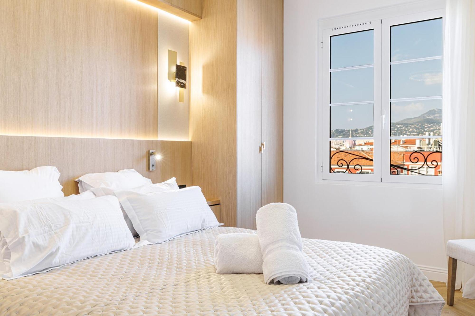 Apartment Outstanding View On The Promenade - Awesome 2 Bdr *