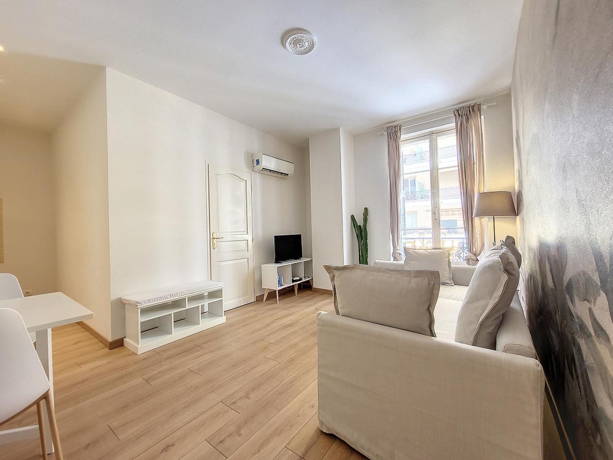 Nestor&jeeves - Sea And Sun - - Close Sea * Nice