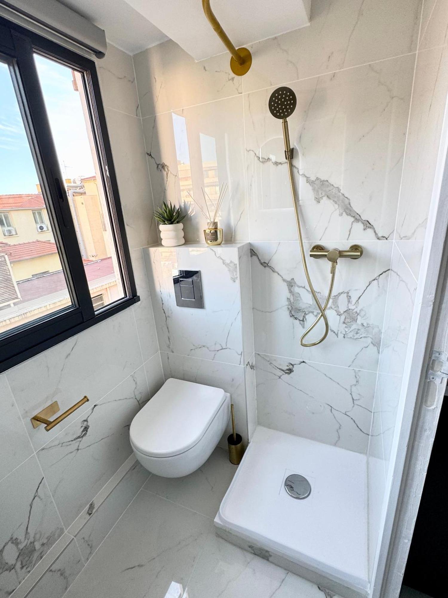 Place Massena - Small Peaceful Haven *