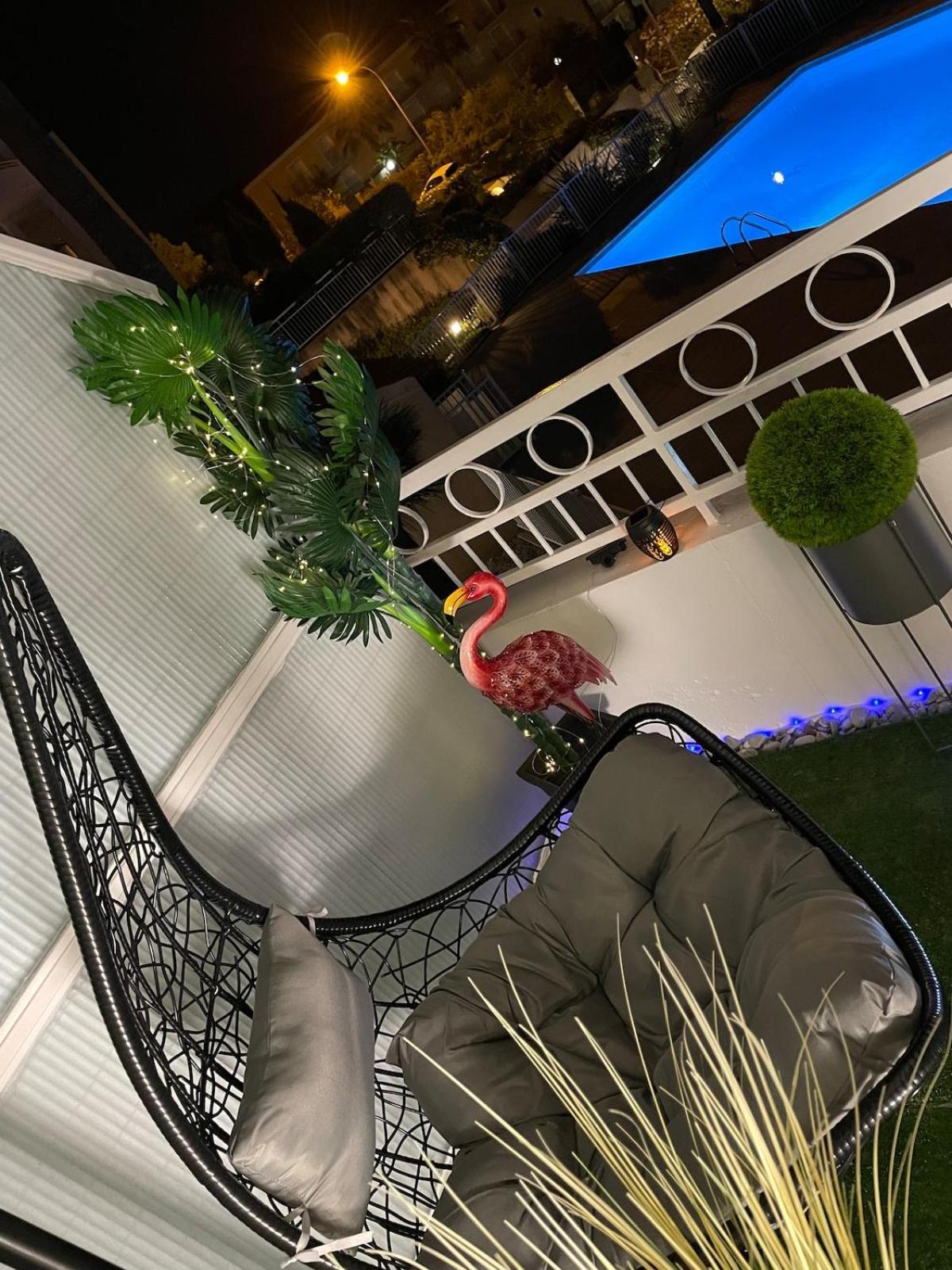 27m2 En Standing Piscine Apartment *