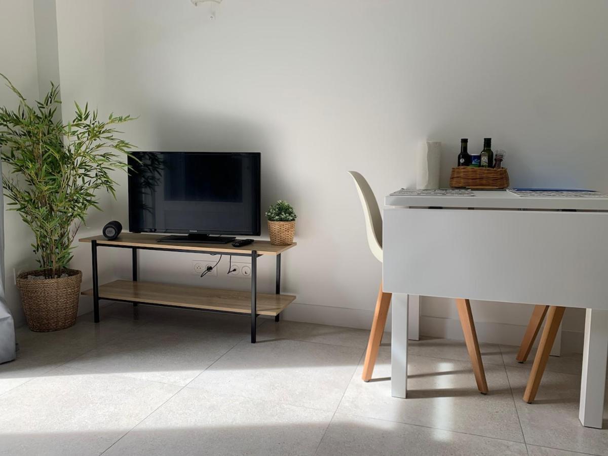 Elegant T2 Au Calme Apartment *