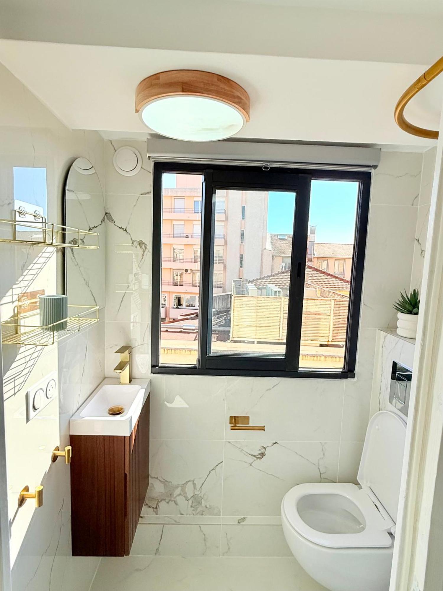 Apartment Place Massena - Small Peaceful Haven *