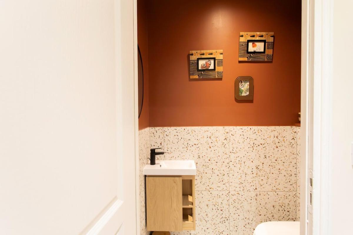 Apartment L10 Staywiz Us - Clemenceau Central, Next Train Station *