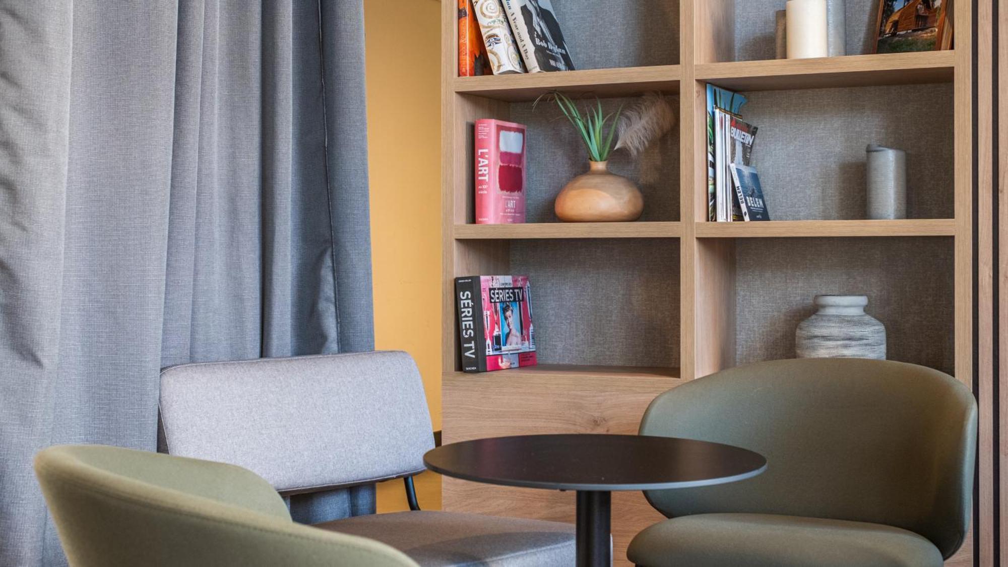 Campanile Prime - Airport 3* Nice