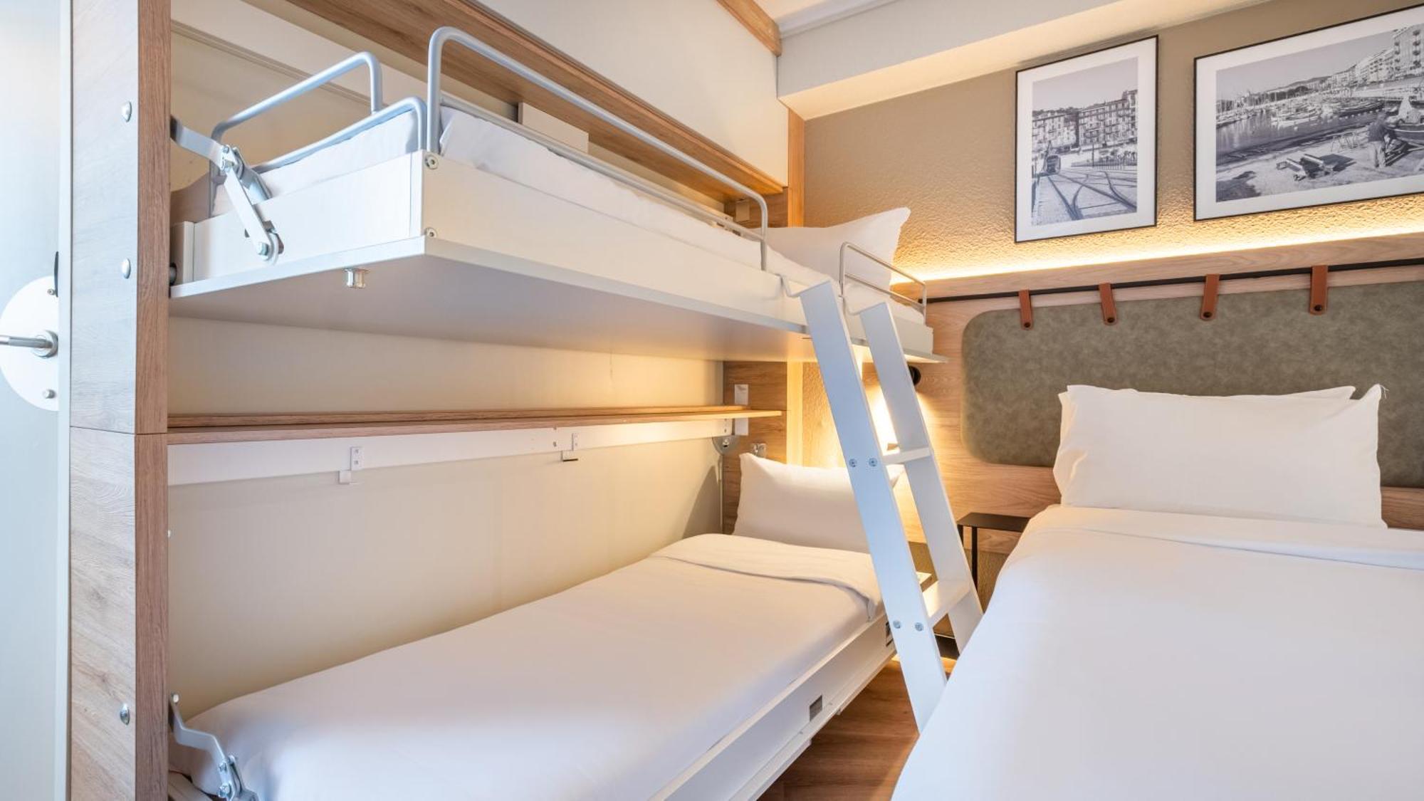 Hotel Campanile Prime - Airport