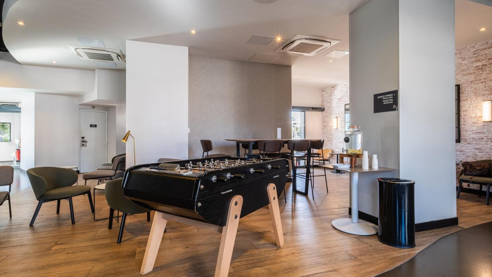 Campanile Prime - Airport