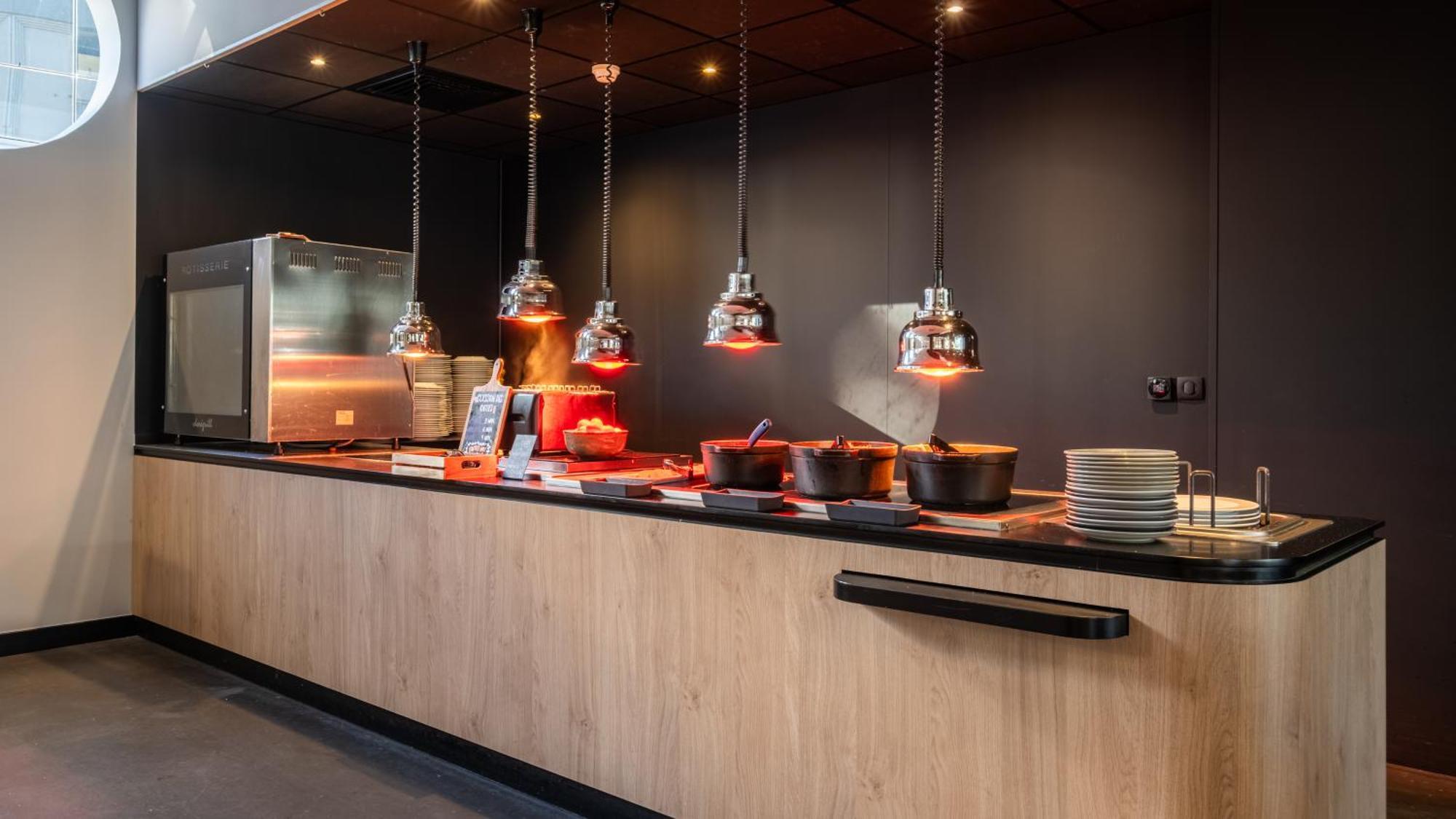 Campanile Prime - Airport