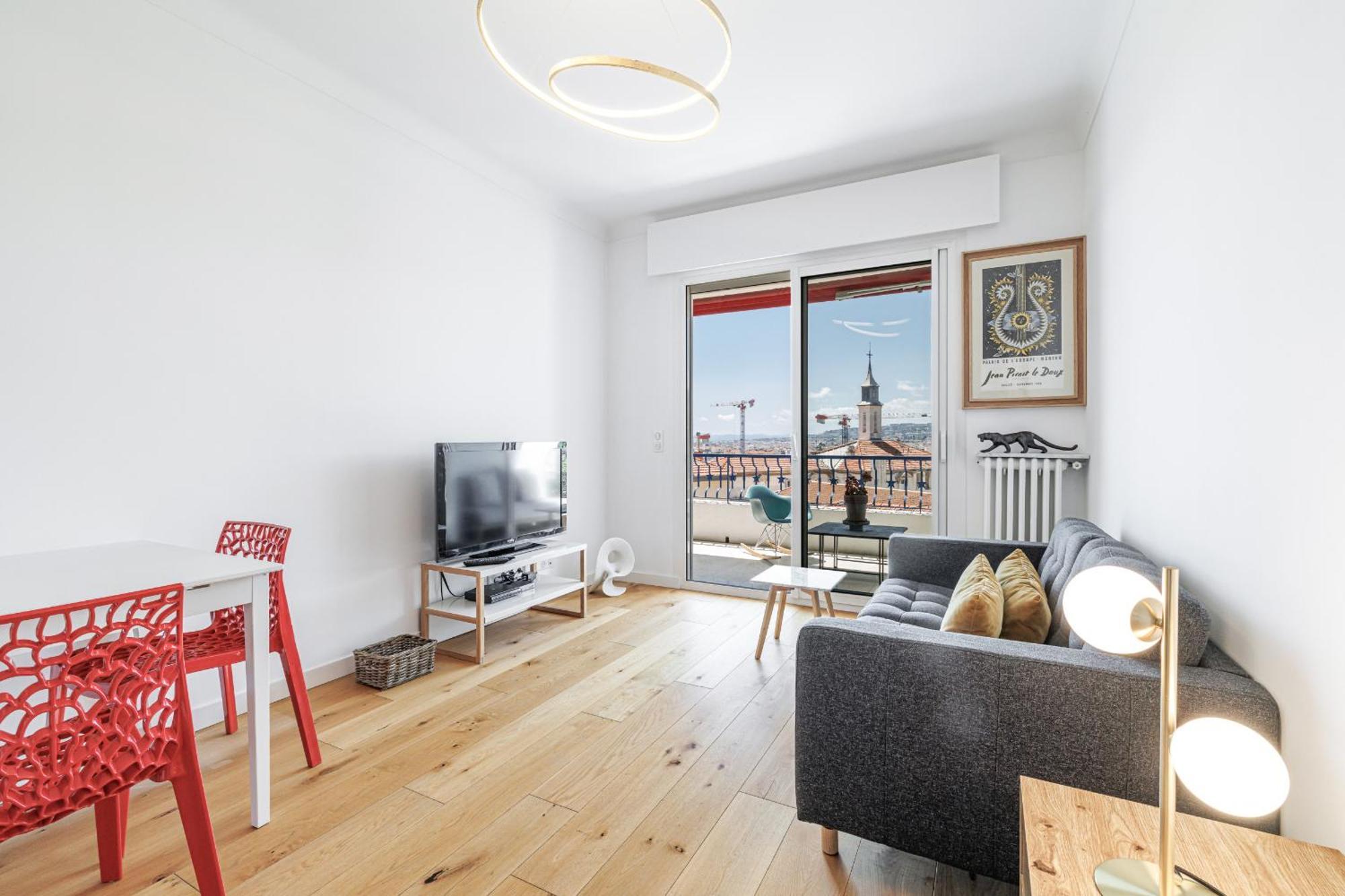 Apartment Quiet & Open View - 1 Bdr Large Terrace *