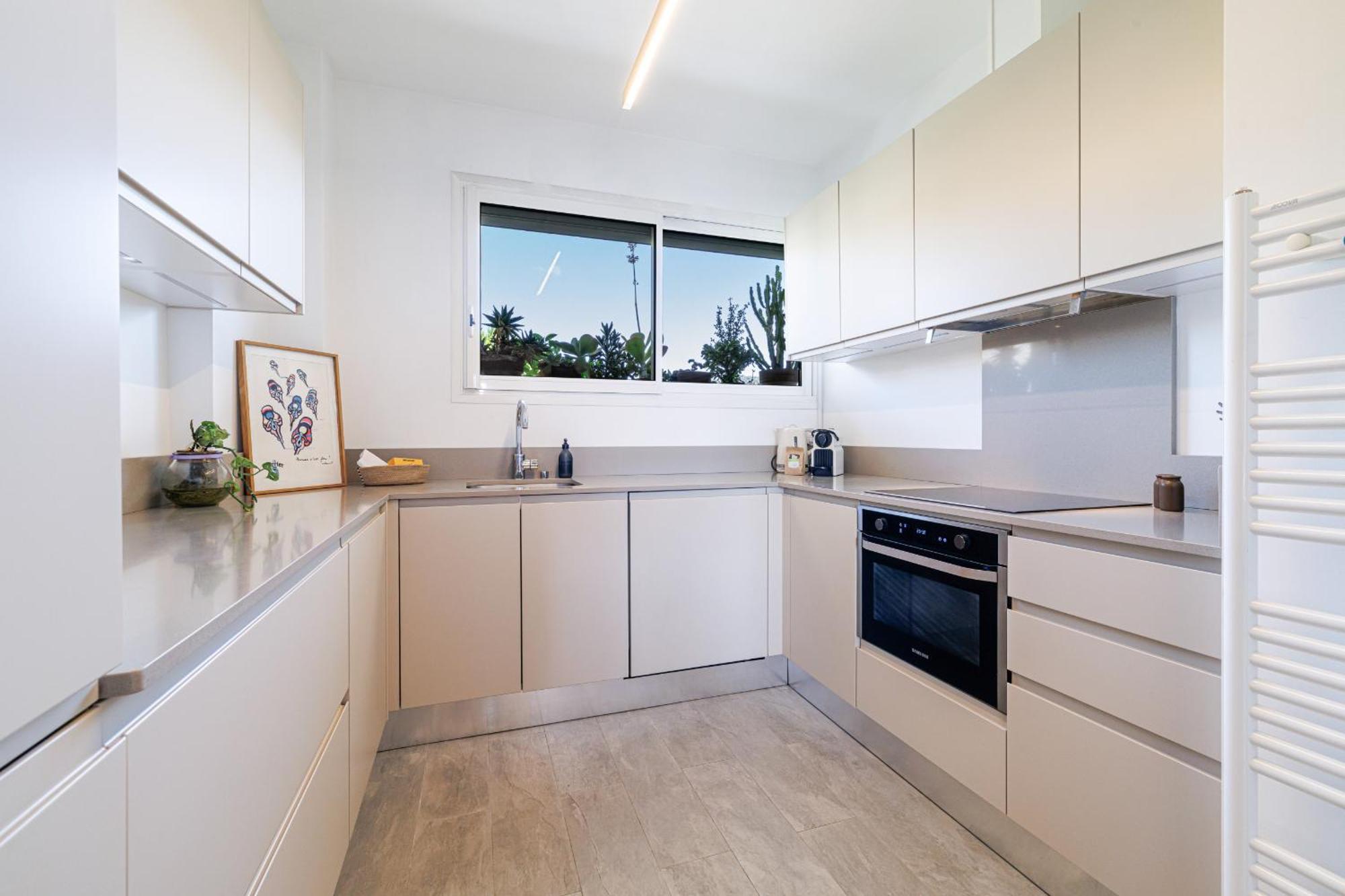 Quiet & Open View - 1 Bdr Large Terrace Apartment