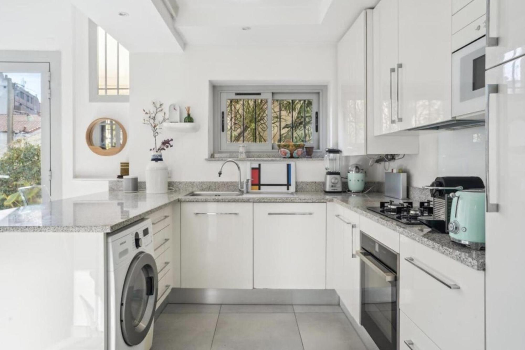 Luxueux Avec Terrasse Et Parking Apartment