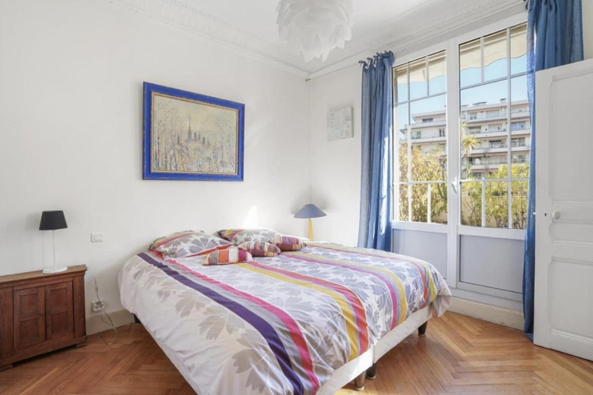 Apartment Luxueux Avec Terrasse Et Parking