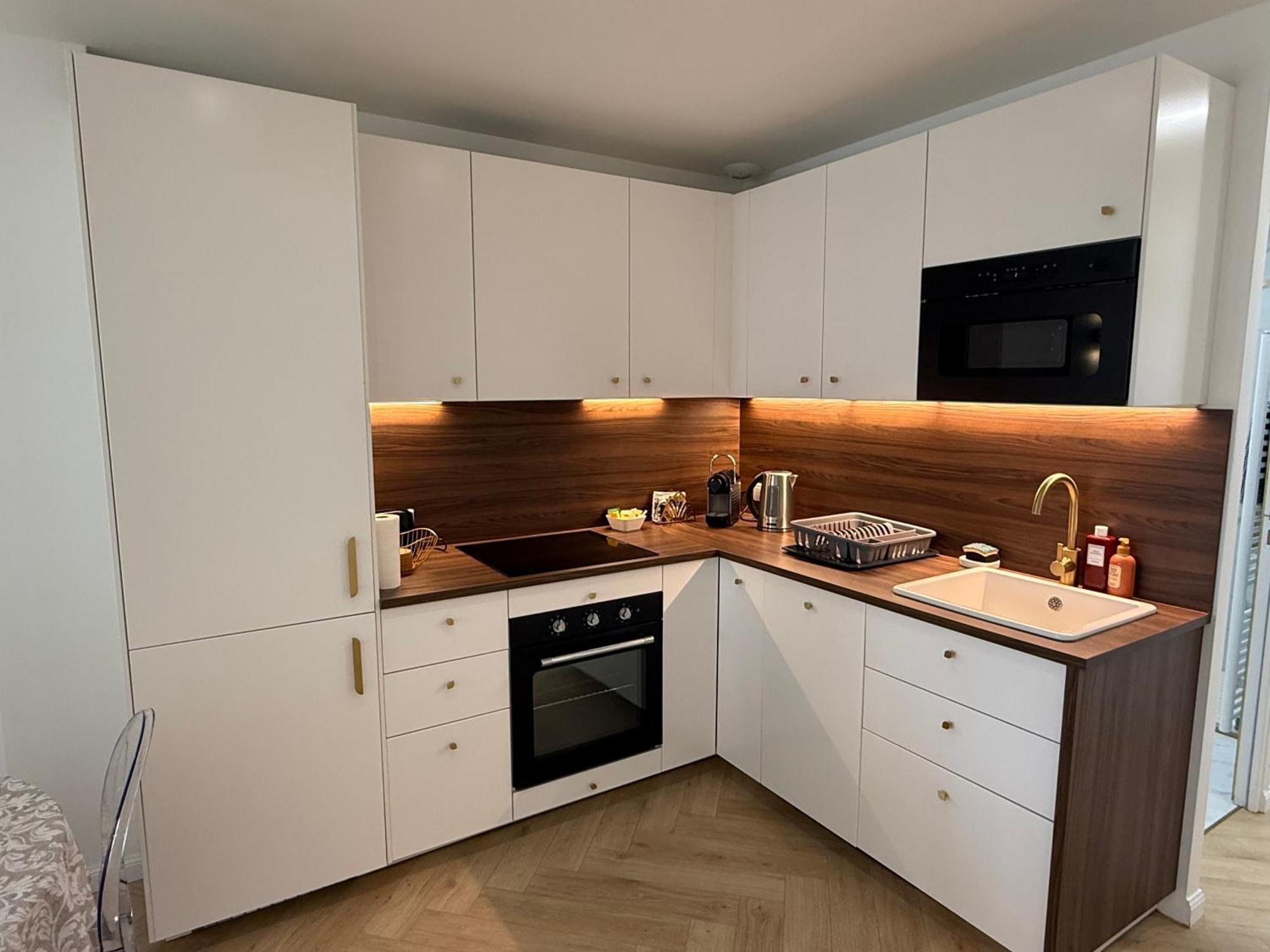 Beautiful 3 Rooms, Carre D 'or Nice